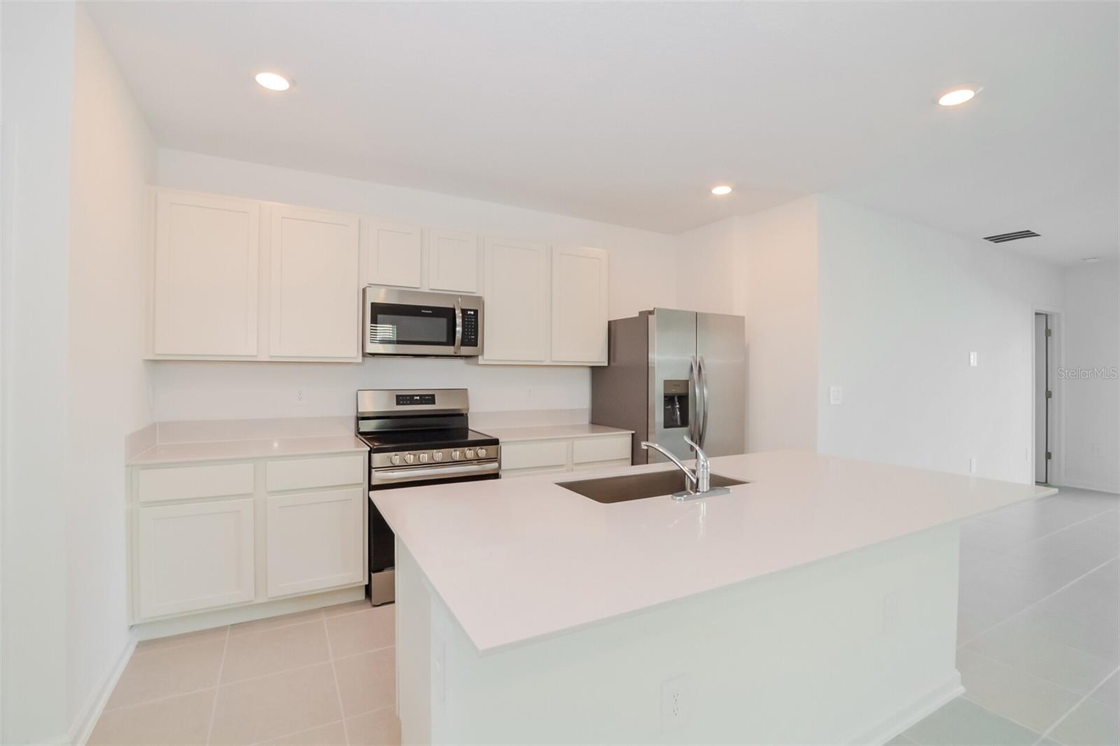 Image 3 of 15 For 4005 Old Mill Road