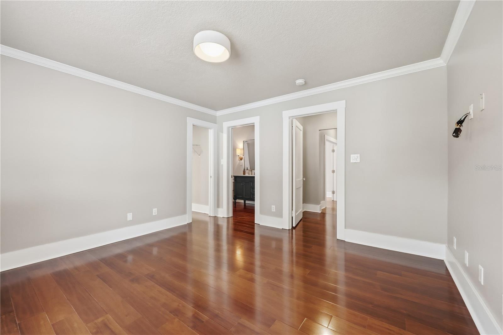 Image 15 of 32 For 1213 Delaney Avenue