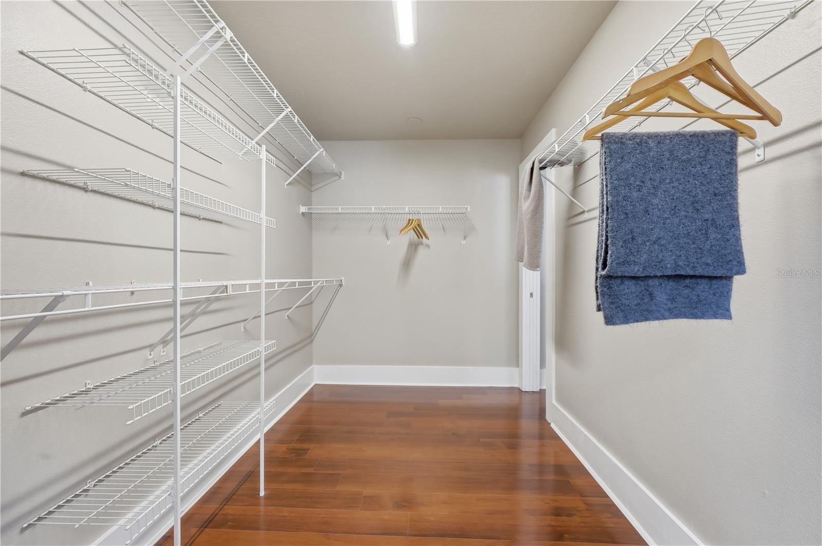 Image 19 of 32 For 1213 Delaney Avenue