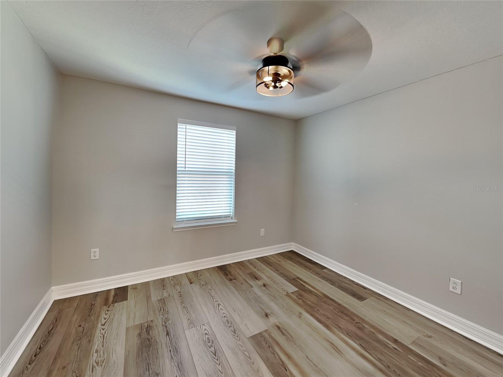 Image 13 of 20 For 1103 Silo Drive