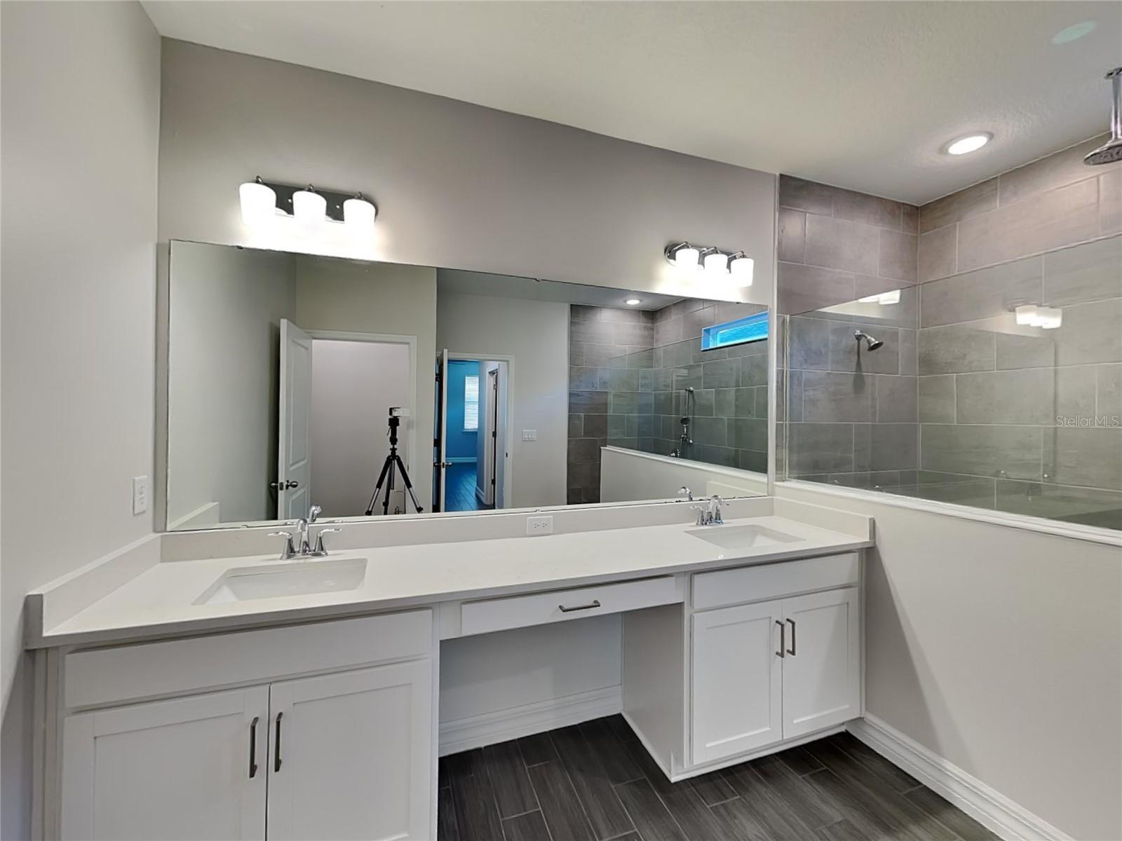 Image 8 of 20 For 1103 Silo Drive