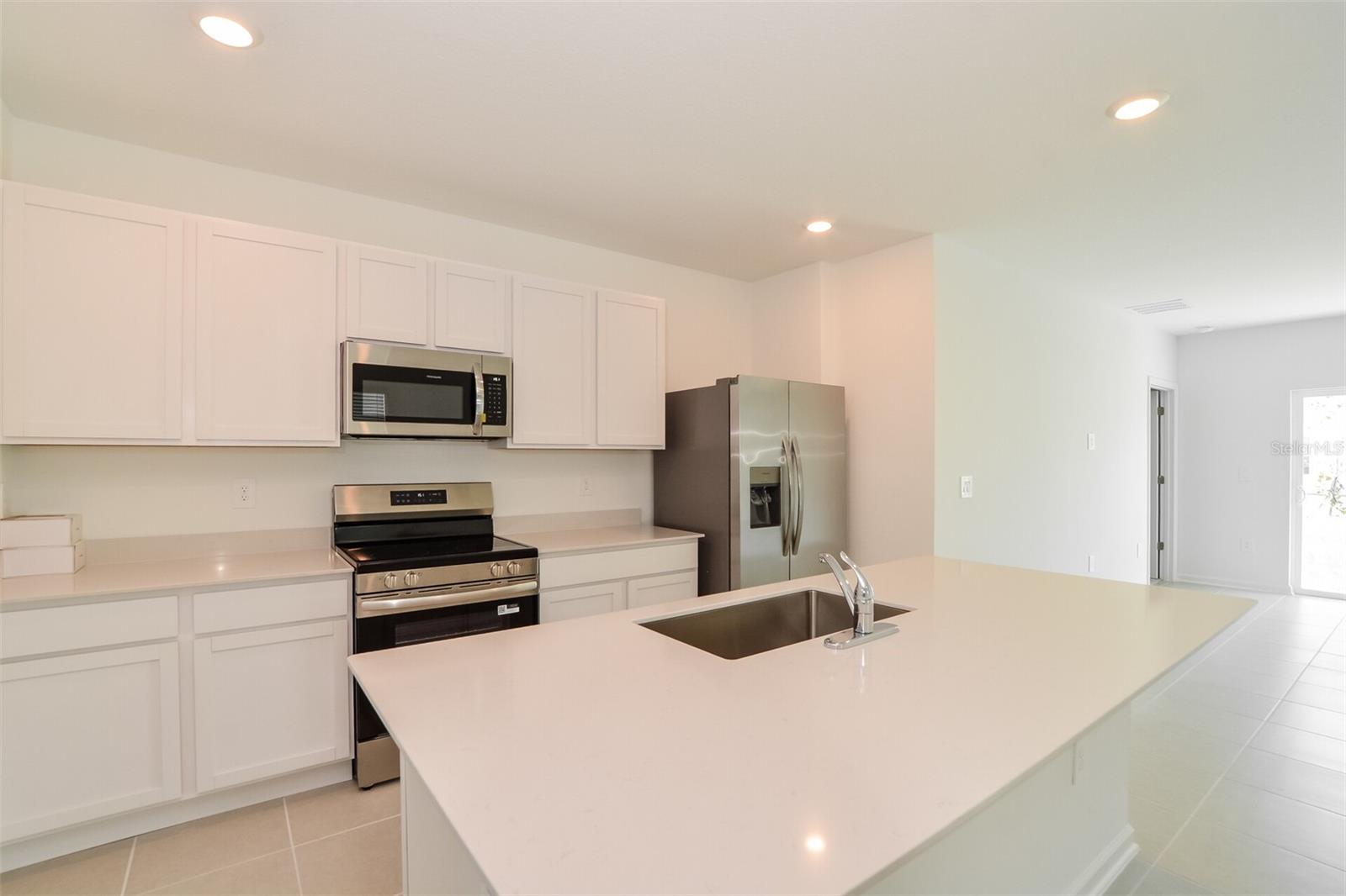 Image 4 of 17 For 1538 Jessica Boulevard