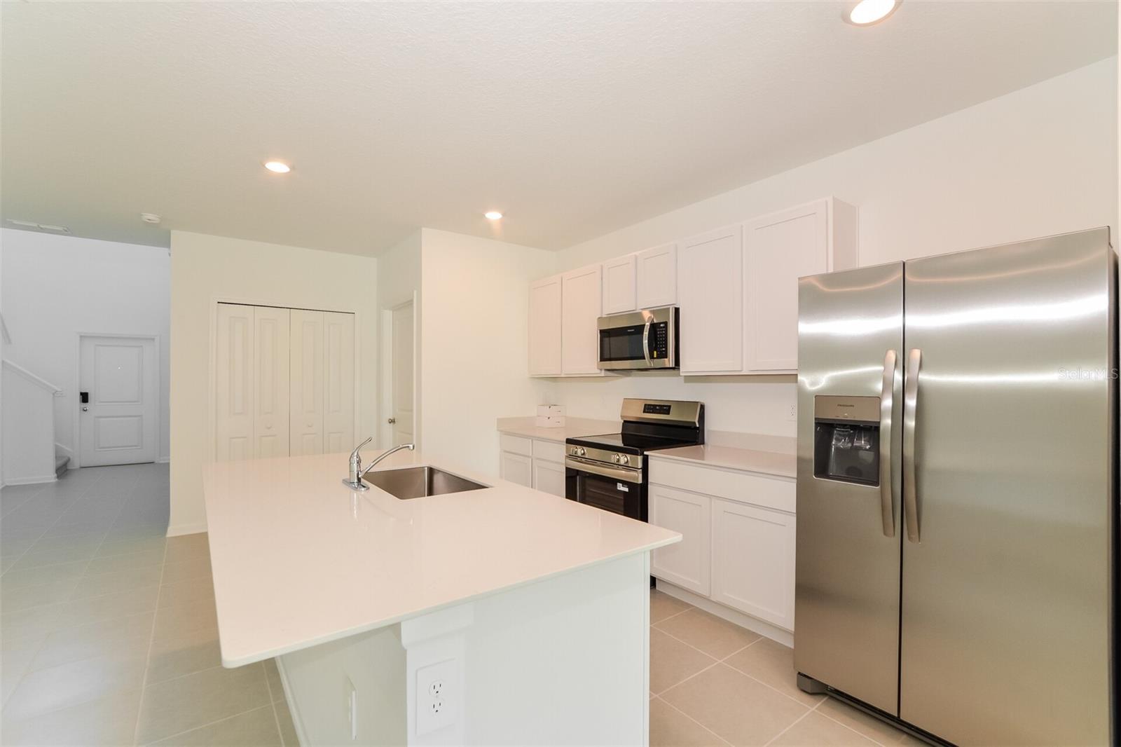 Image 5 of 17 For 1538 Jessica Boulevard