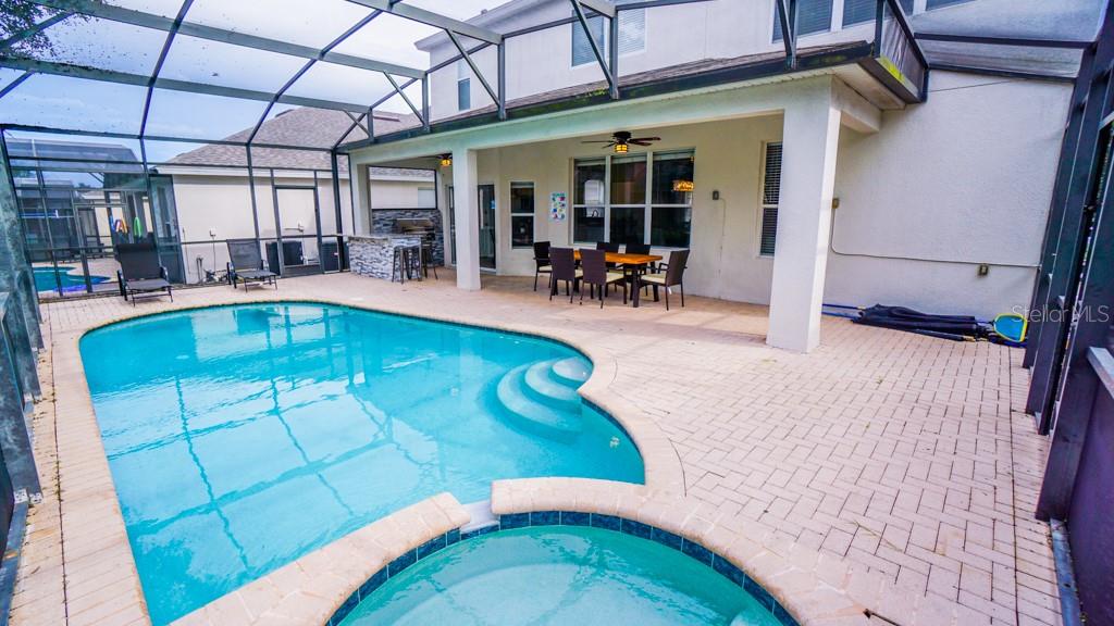 Image 32 of 63 For 7772 Basnett Circle