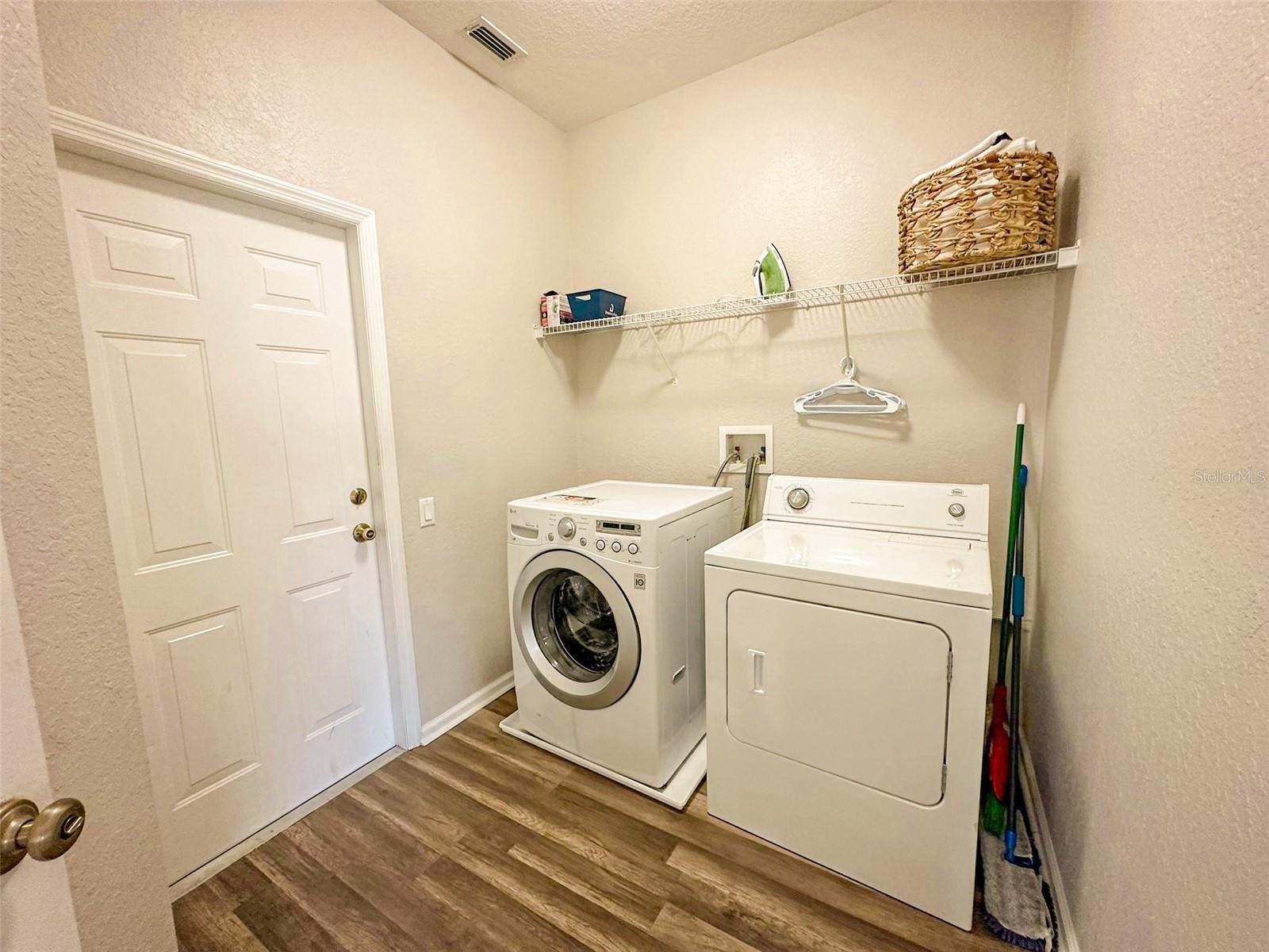 Image 42 of 63 For 7772 Basnett Circle