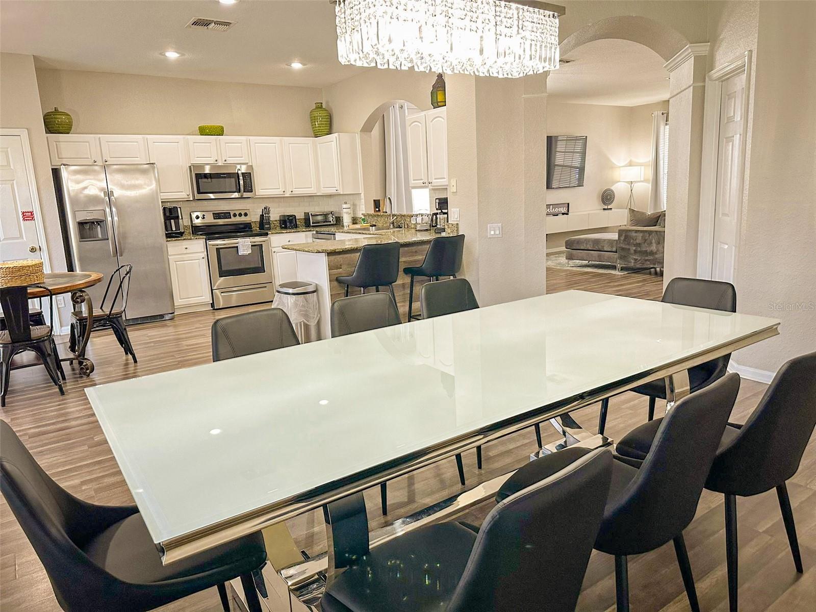 Image 9 of 63 For 7772 Basnett Circle