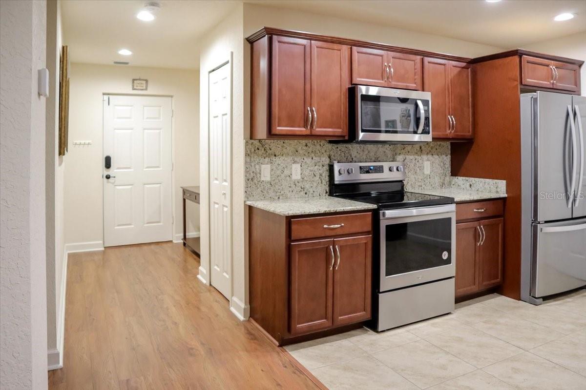 Image 5 of 18 For 6763 Mar Pacifico