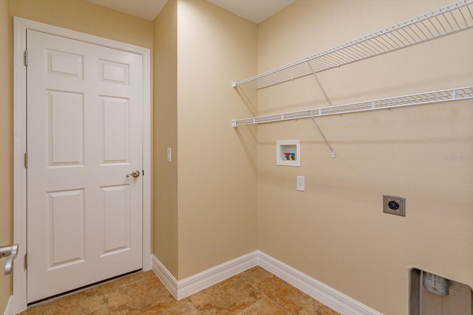 Listing photo id 22 for 1609 Oak Hollow Road