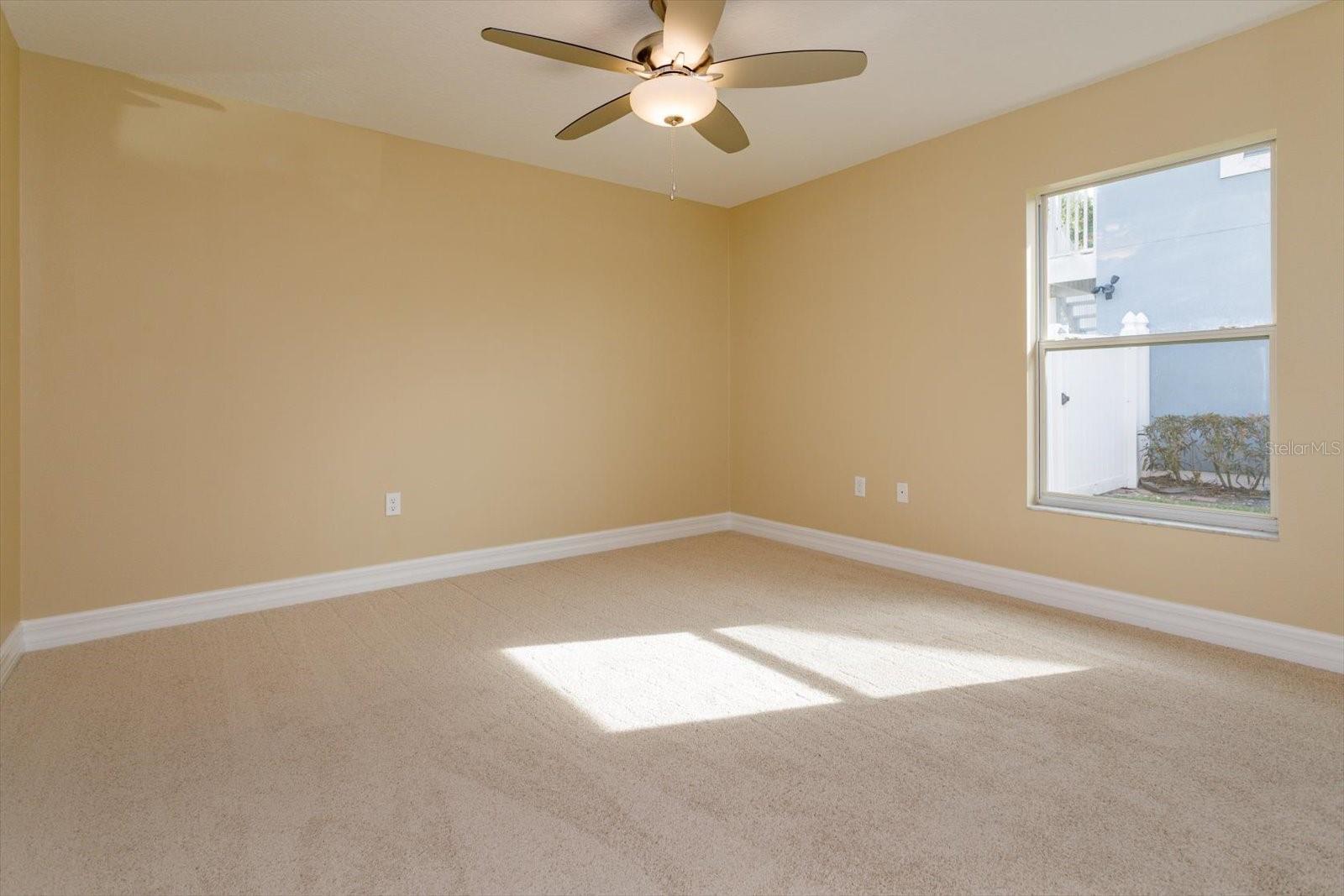 Listing photo id 25 for 1609 Oak Hollow Road