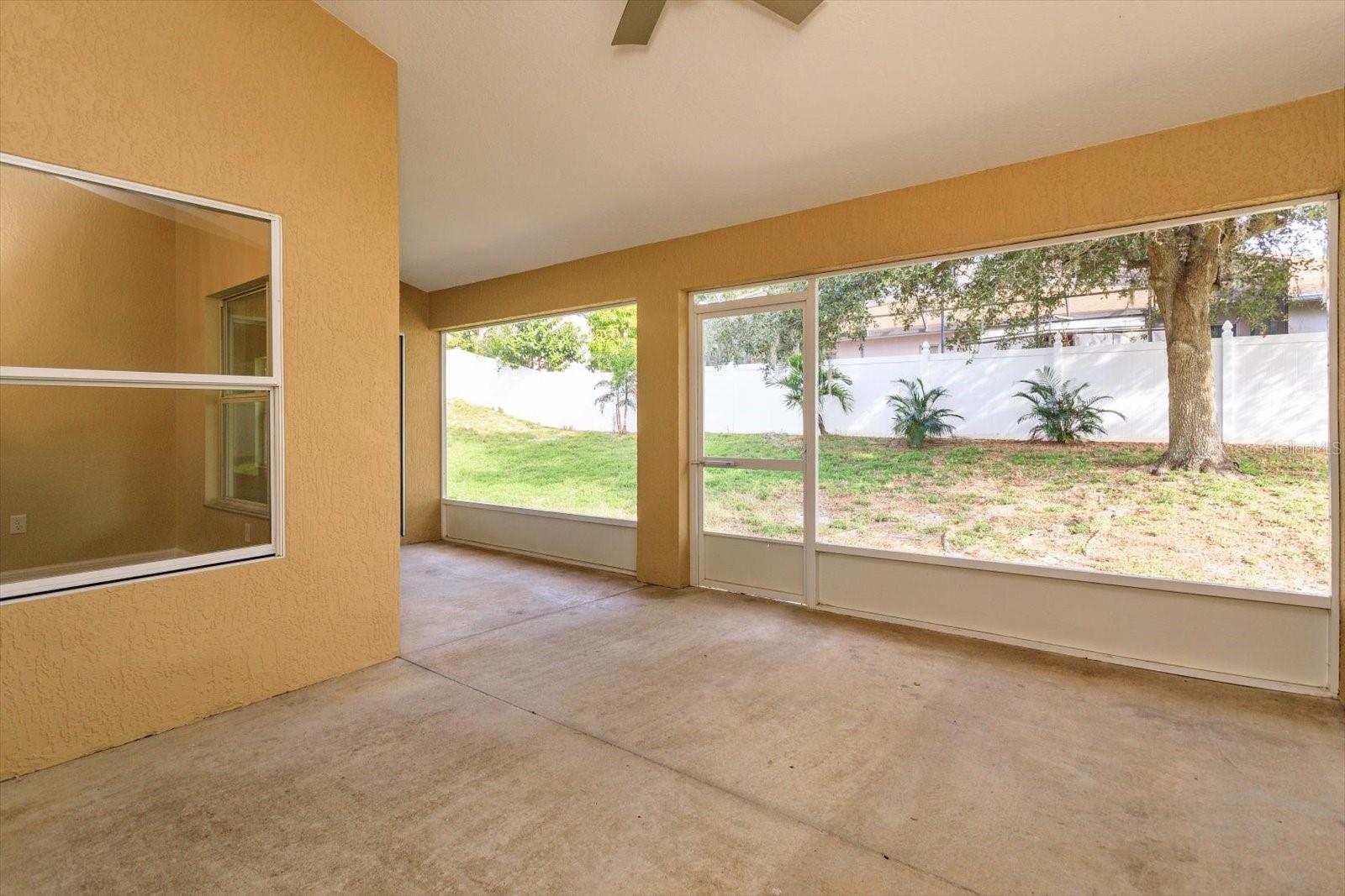 Listing photo id 28 for 1609 Oak Hollow Road