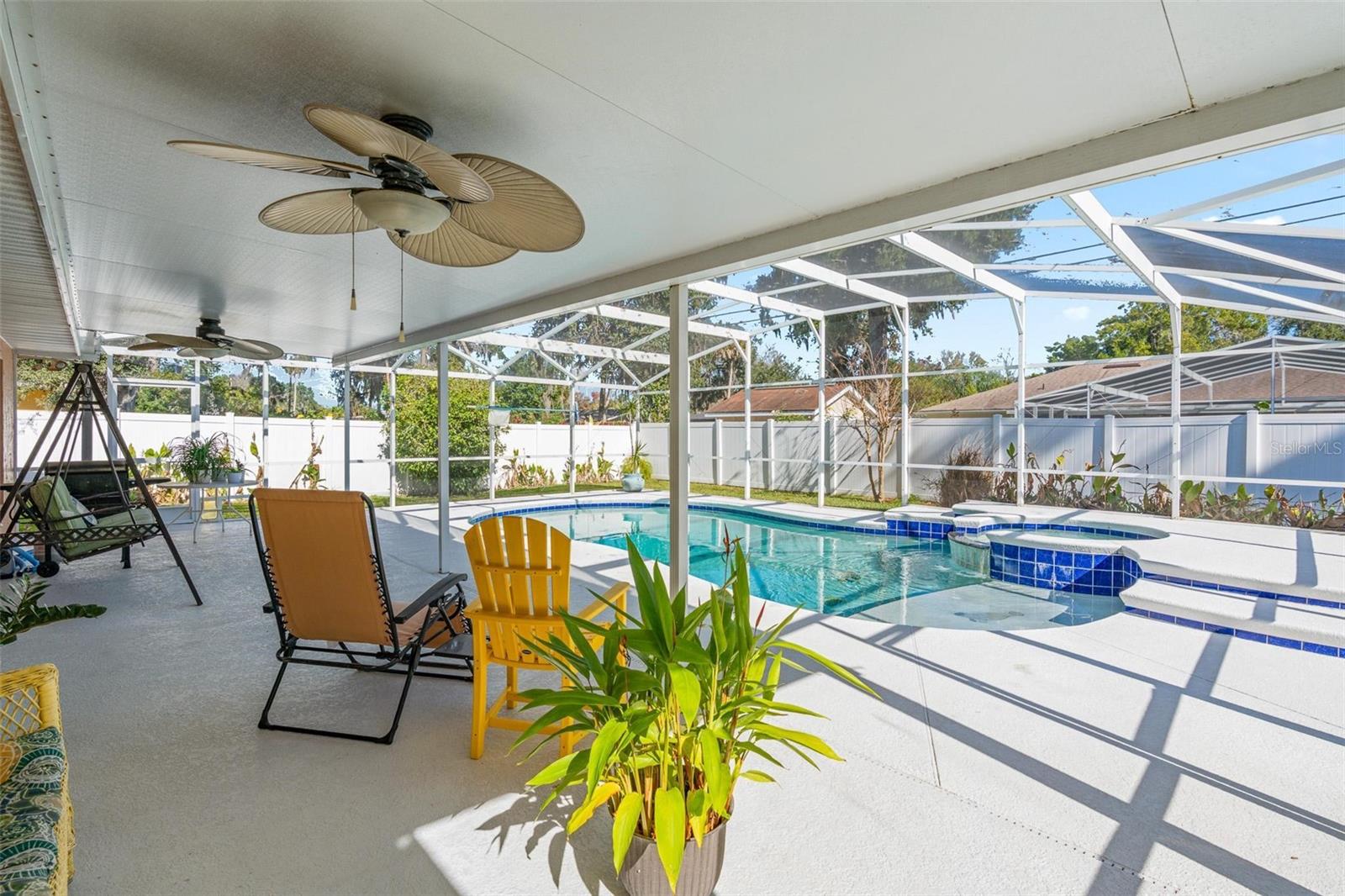 Image 26 of 39 For 2213 Needle Palm Drive