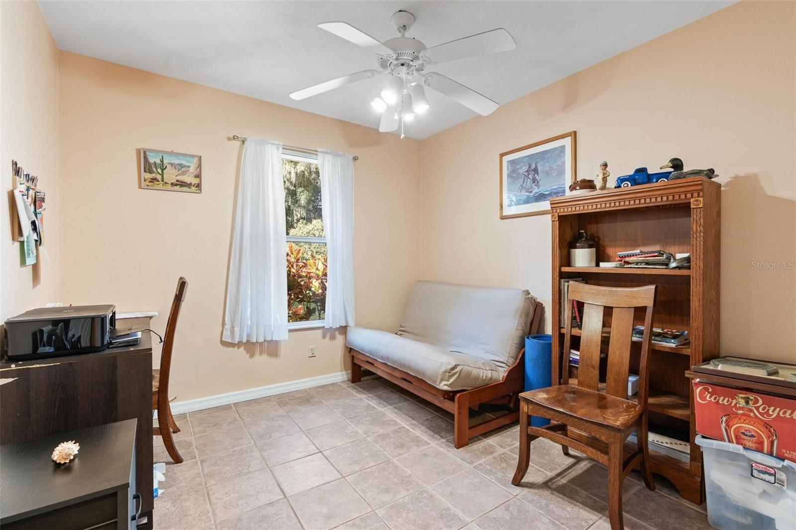 Image 7 of 39 For 2213 Needle Palm Drive