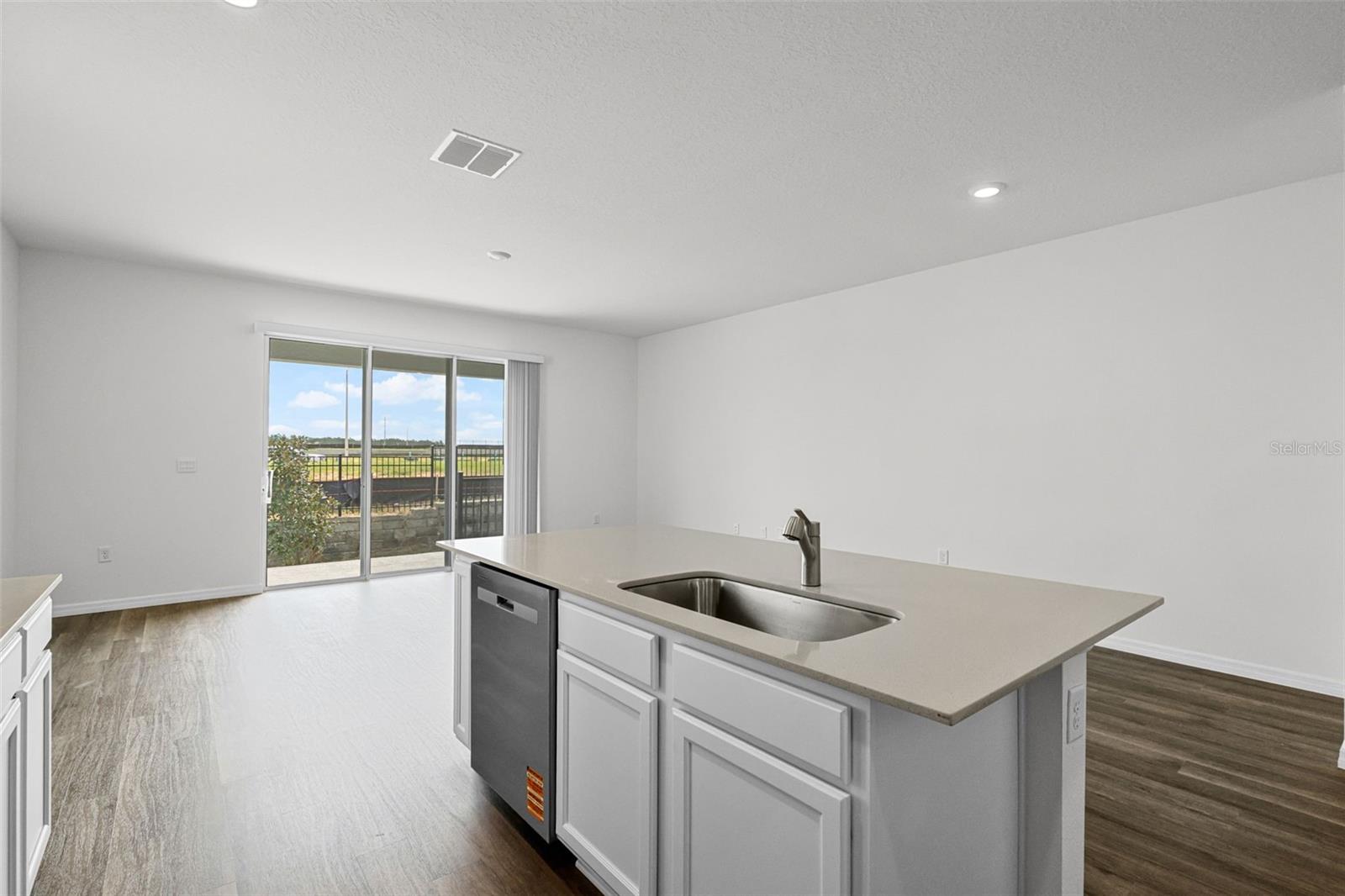 Image 14 of 32 For 2581 Olympic Court