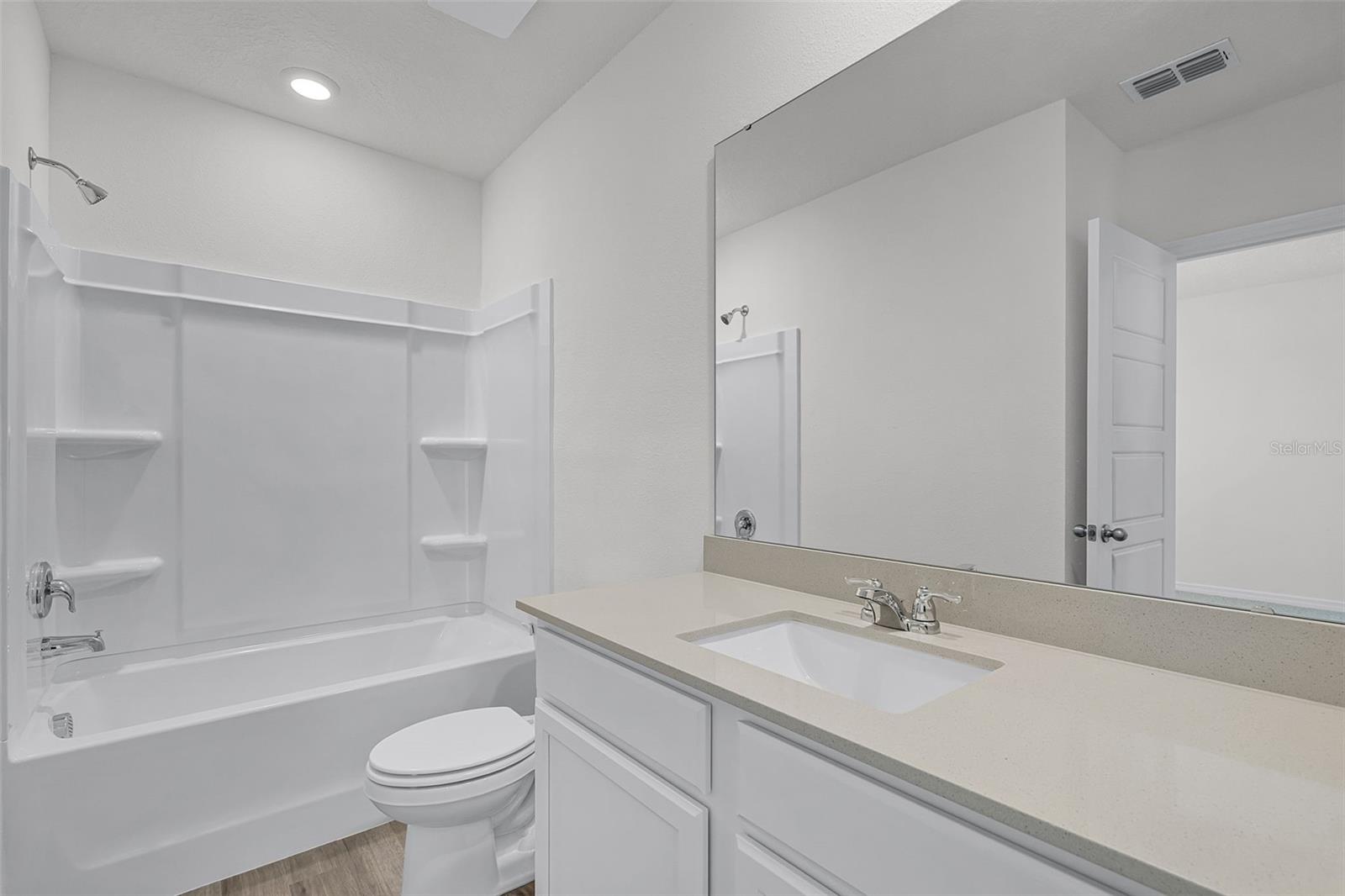 Image 24 of 32 For 2581 Olympic Court