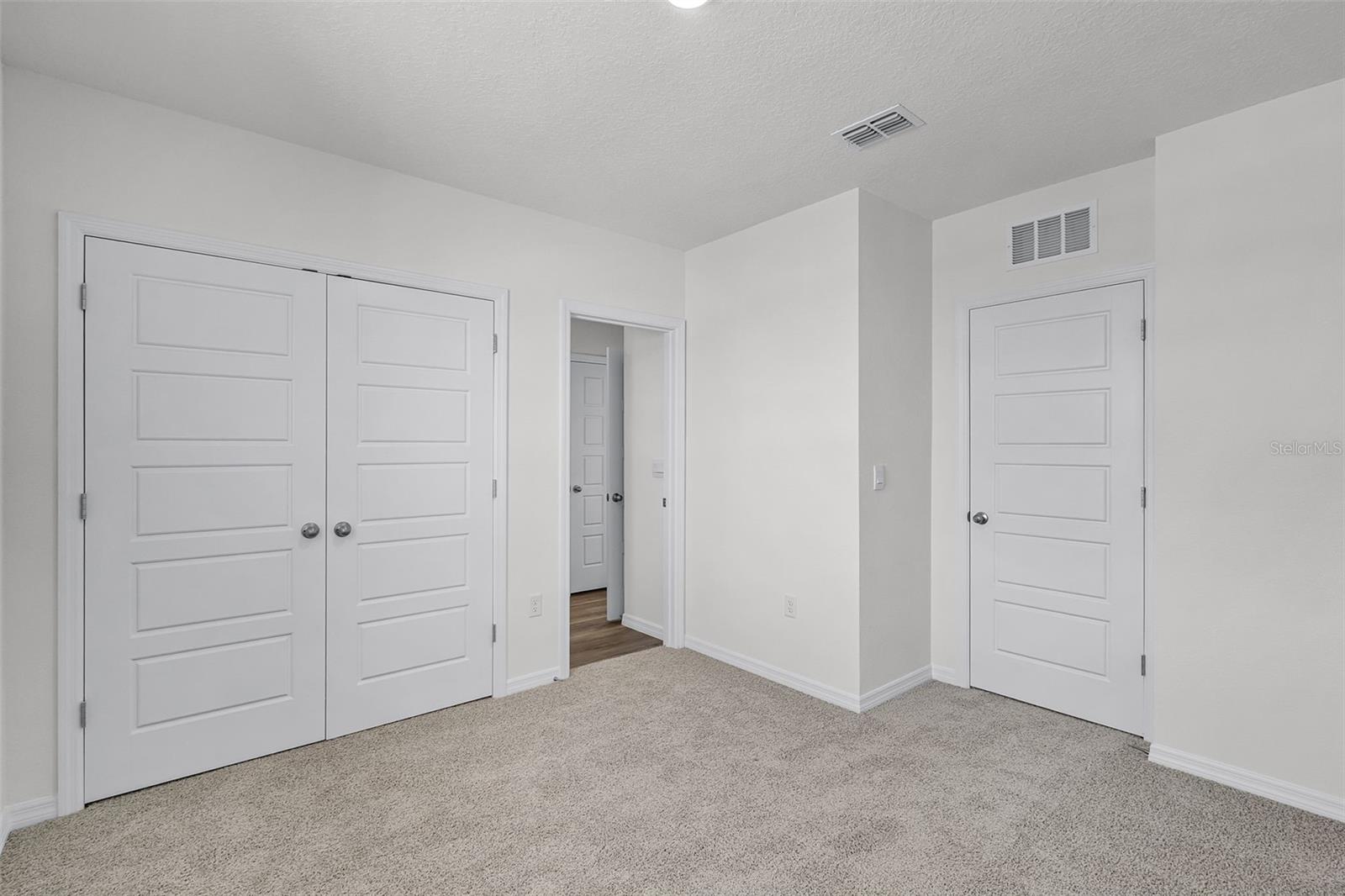 Image 26 of 32 For 2581 Olympic Court