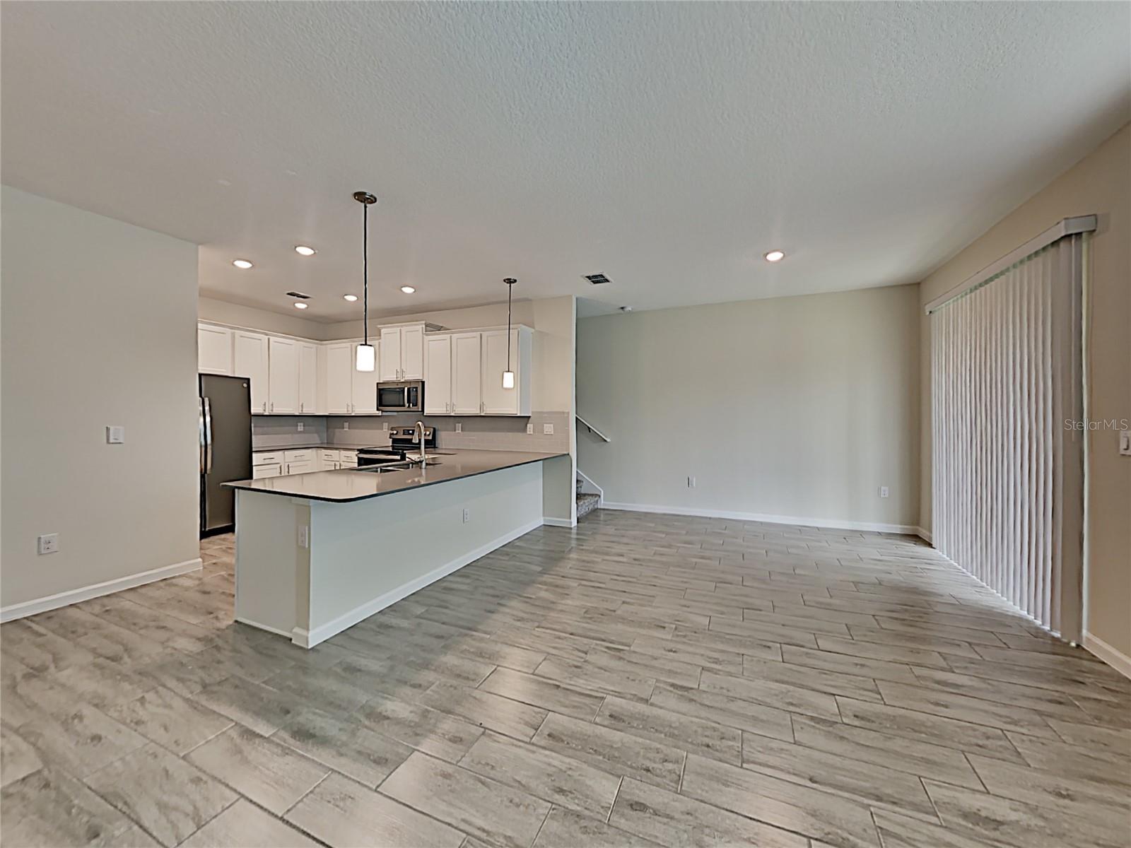 Image 4 of 15 For 9372 Tecumseh Drive