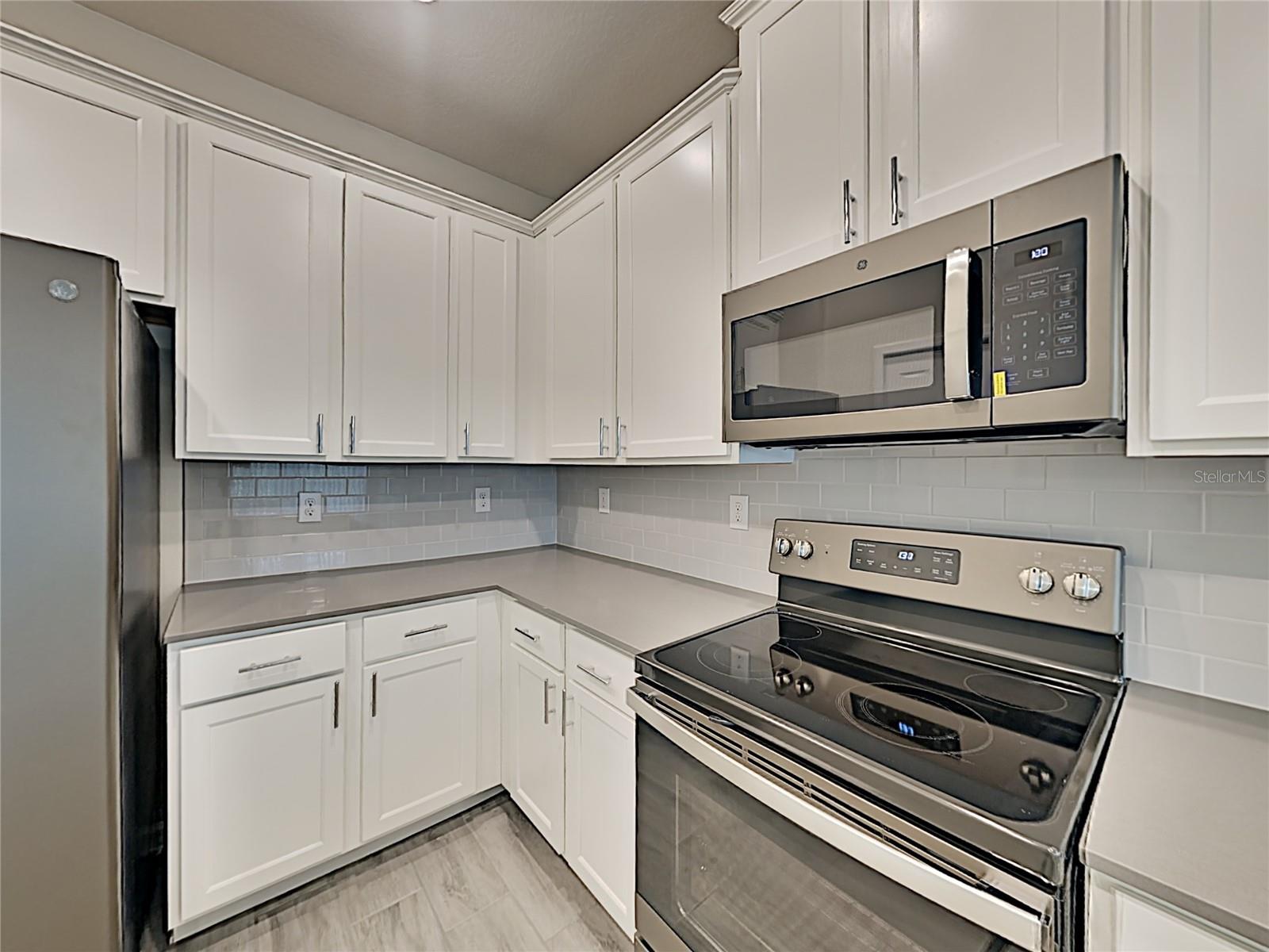 Image 6 of 15 For 9372 Tecumseh Drive