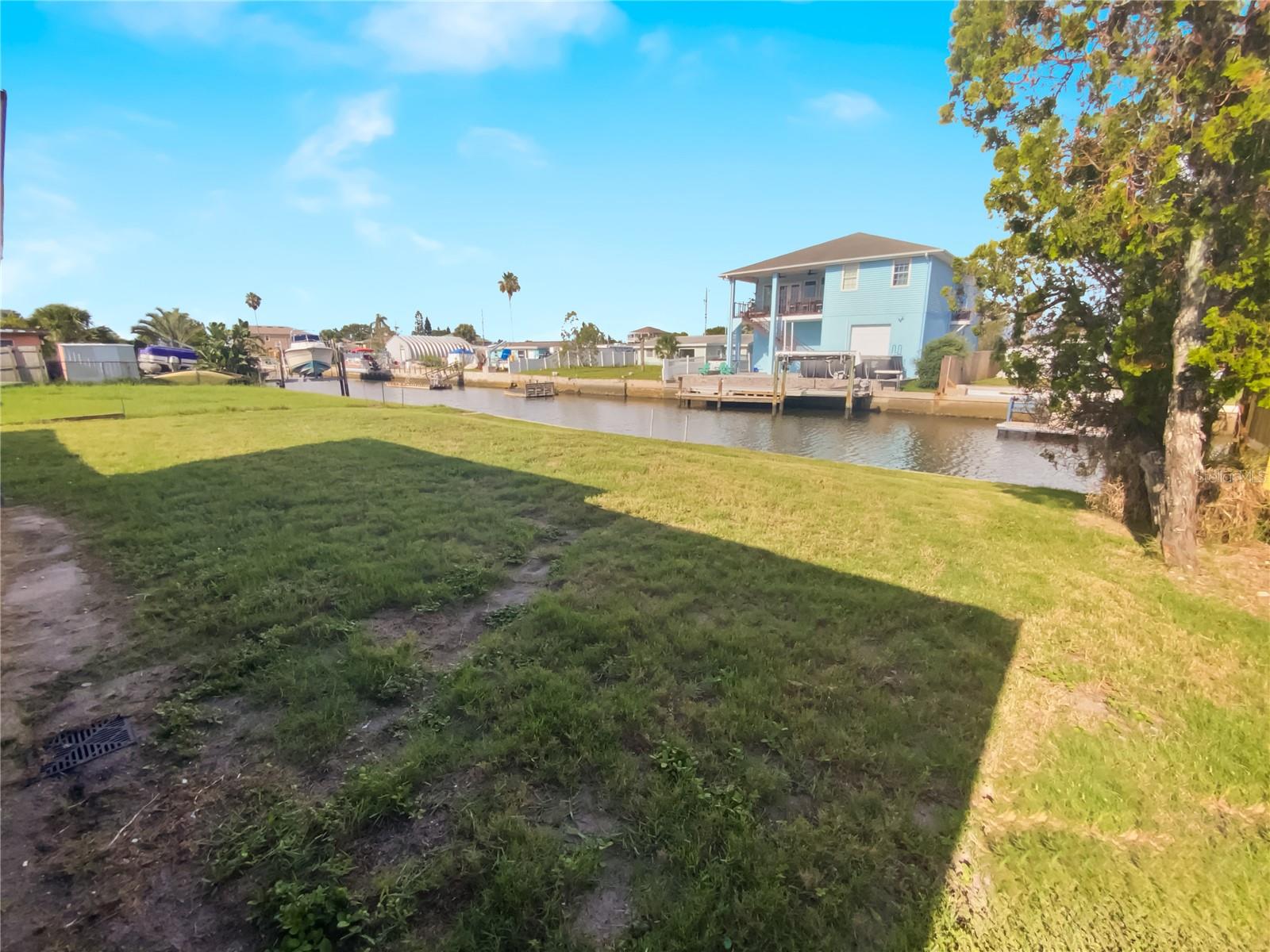 Image 11 of 24 For 13635 Frances Avenue