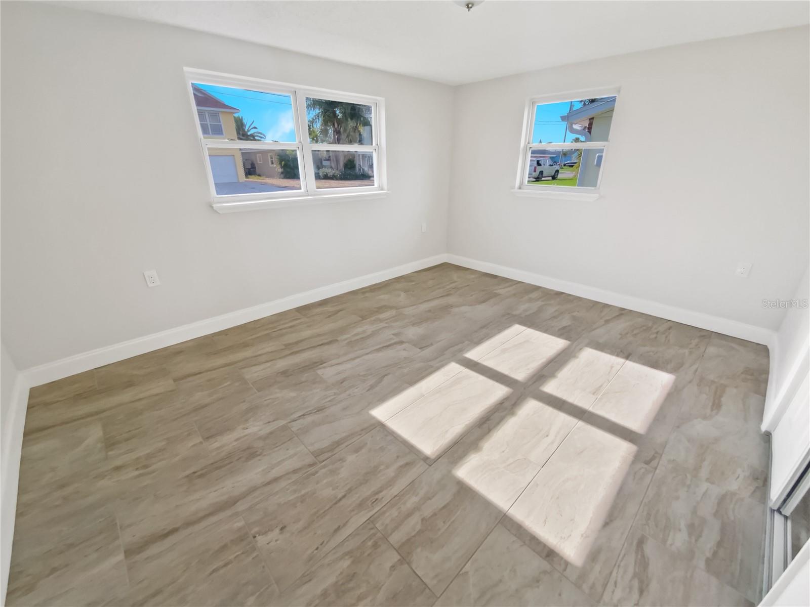 Image 20 of 24 For 13635 Frances Avenue