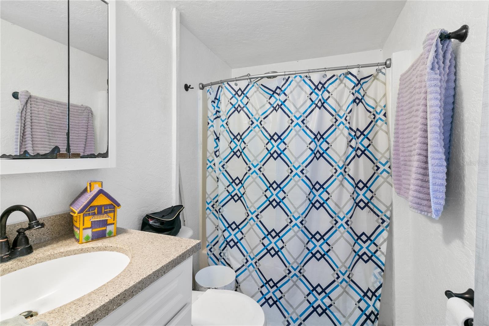 Image 23 of 29 For 18312 16th Avenue