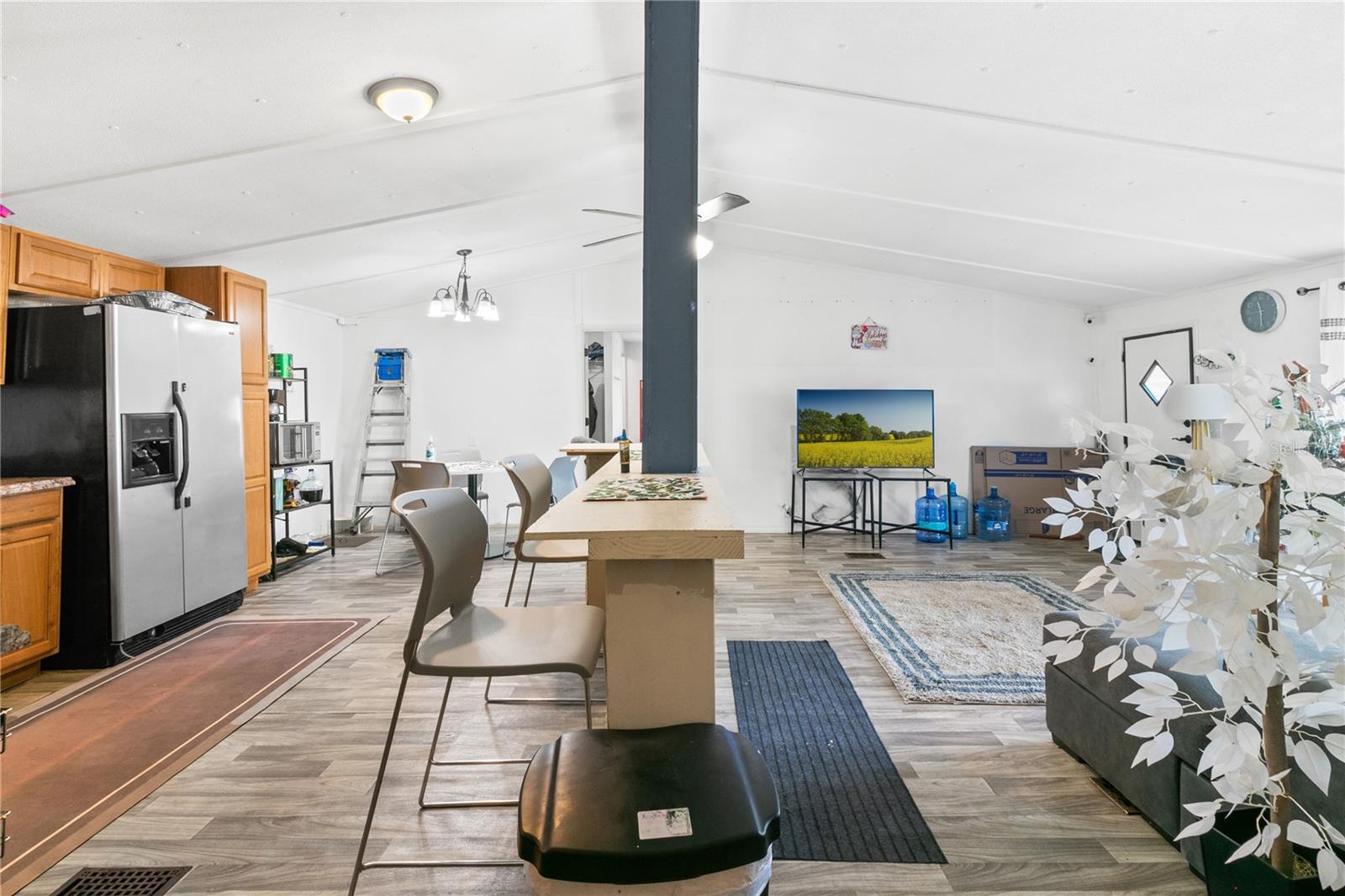 Image 28 of 29 For 18312 16th Avenue