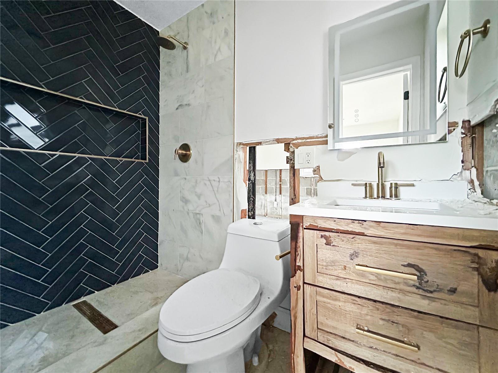 Image 10 of 14 For 4701 Chancellor Street Ne