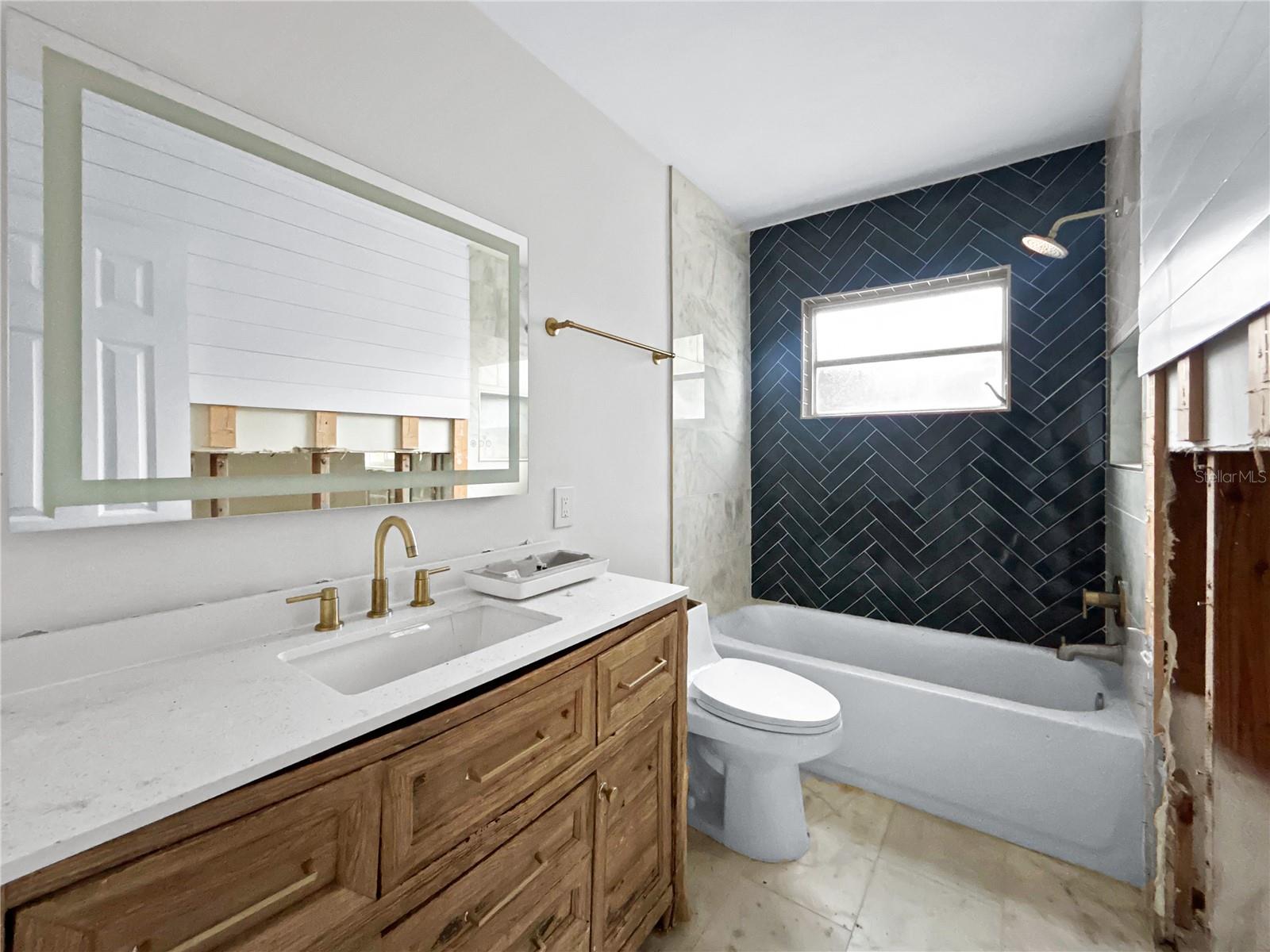 Image 12 of 14 For 4701 Chancellor Street Ne