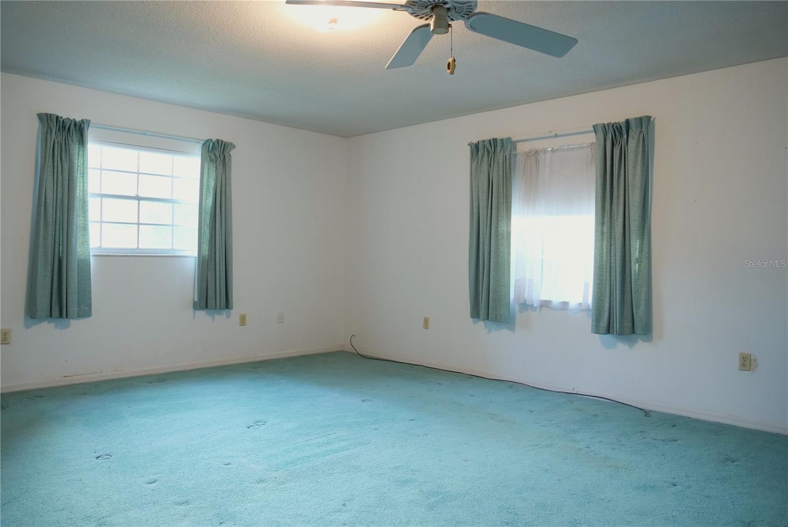 Image 18 of 29 For 2221 Santa Antilles Road