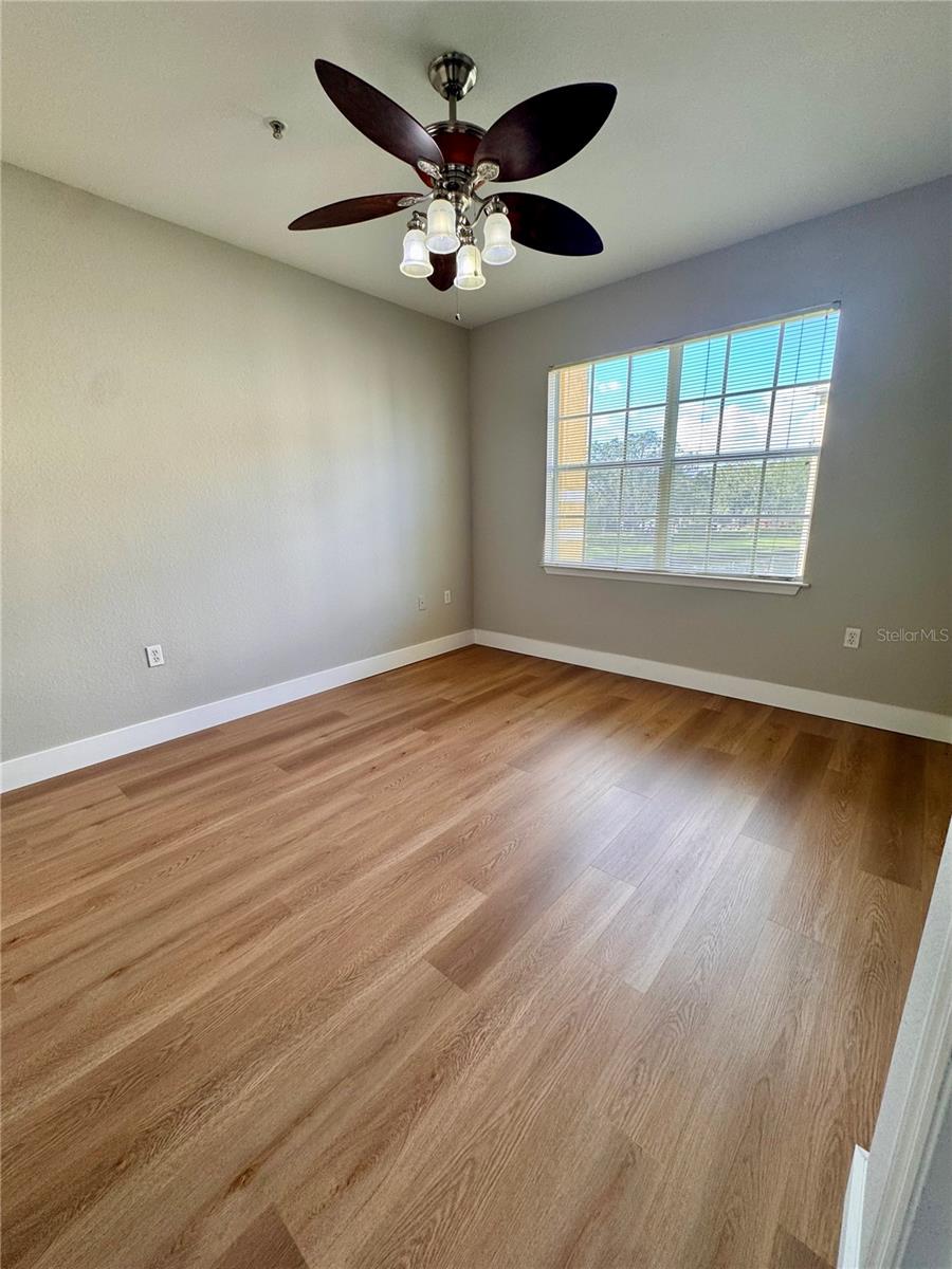 Image 9 of 12 For 8124 Claire Ann Drive 204