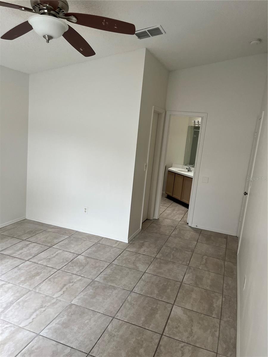 Image 17 of 19 For 13311 Meadowfield Drive