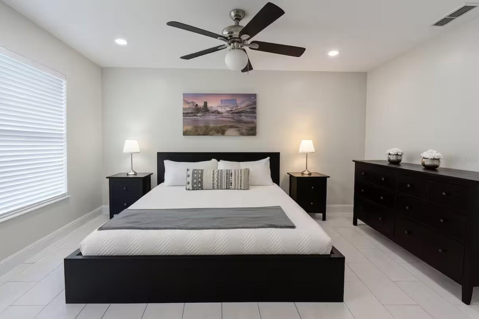 Image 9 of 16 For 3275 Smoke Signal Circle