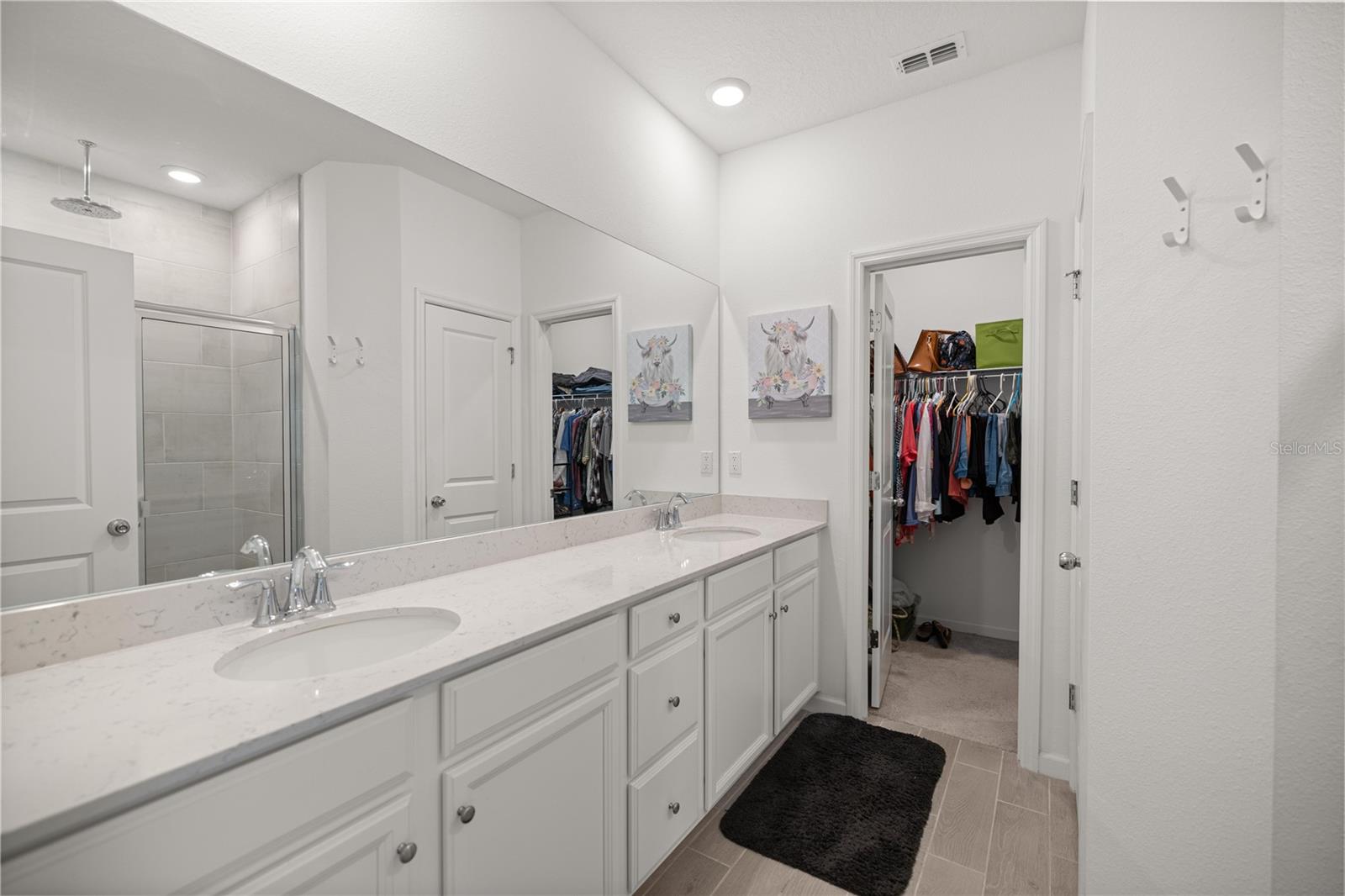 Image 17 of 33 For 7727 74th Loop