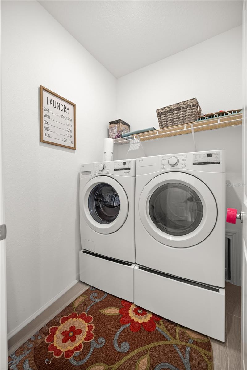 Image 21 of 33 For 7727 74th Loop