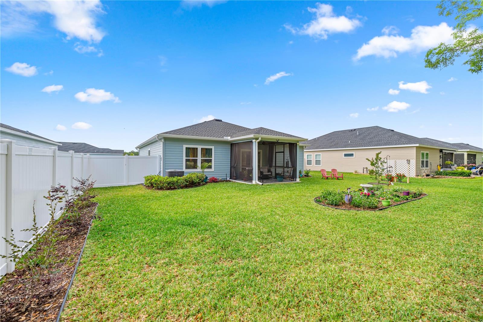 Image 25 of 33 For 7727 74th Loop