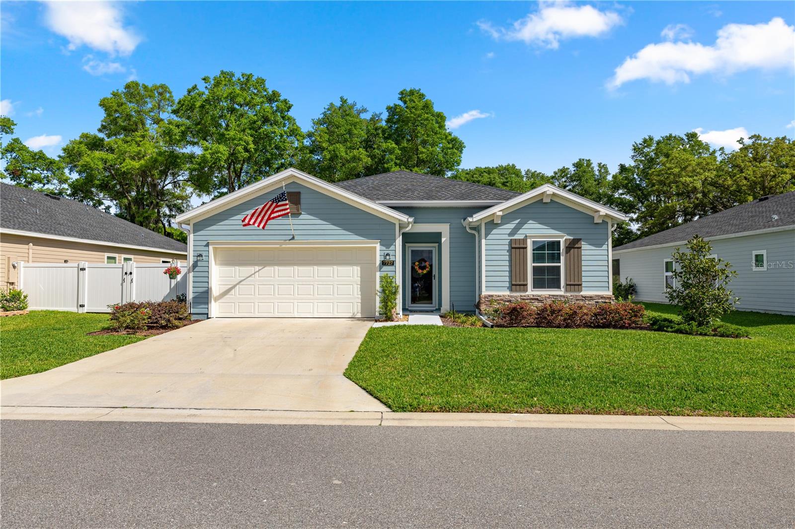 Image 28 of 33 For 7727 74th Loop