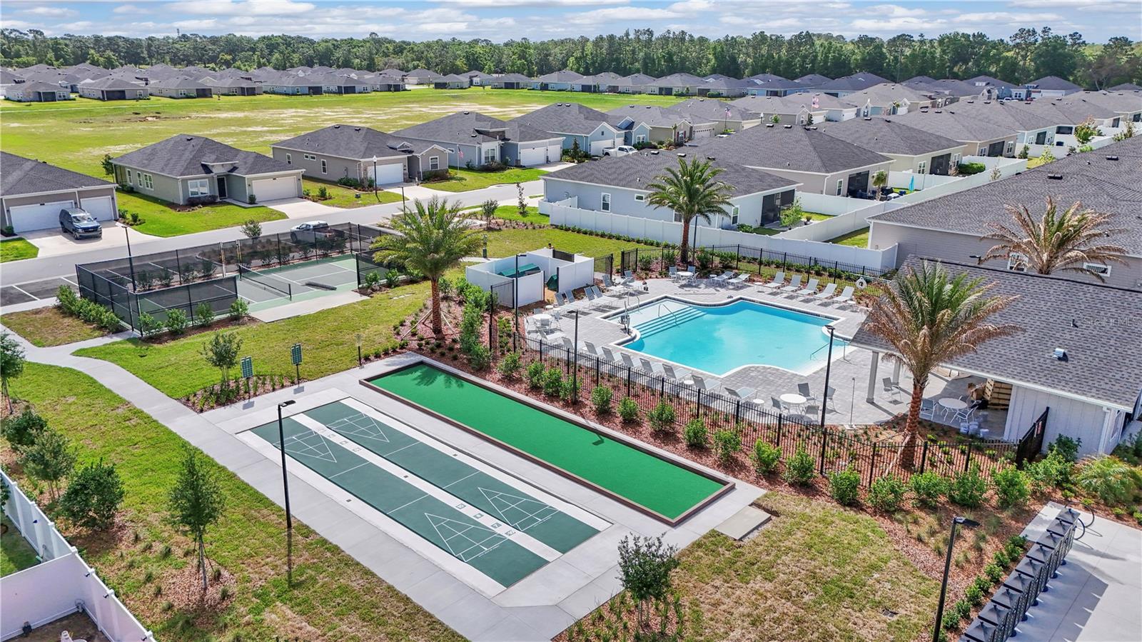 Image 29 of 33 For 7727 74th Loop