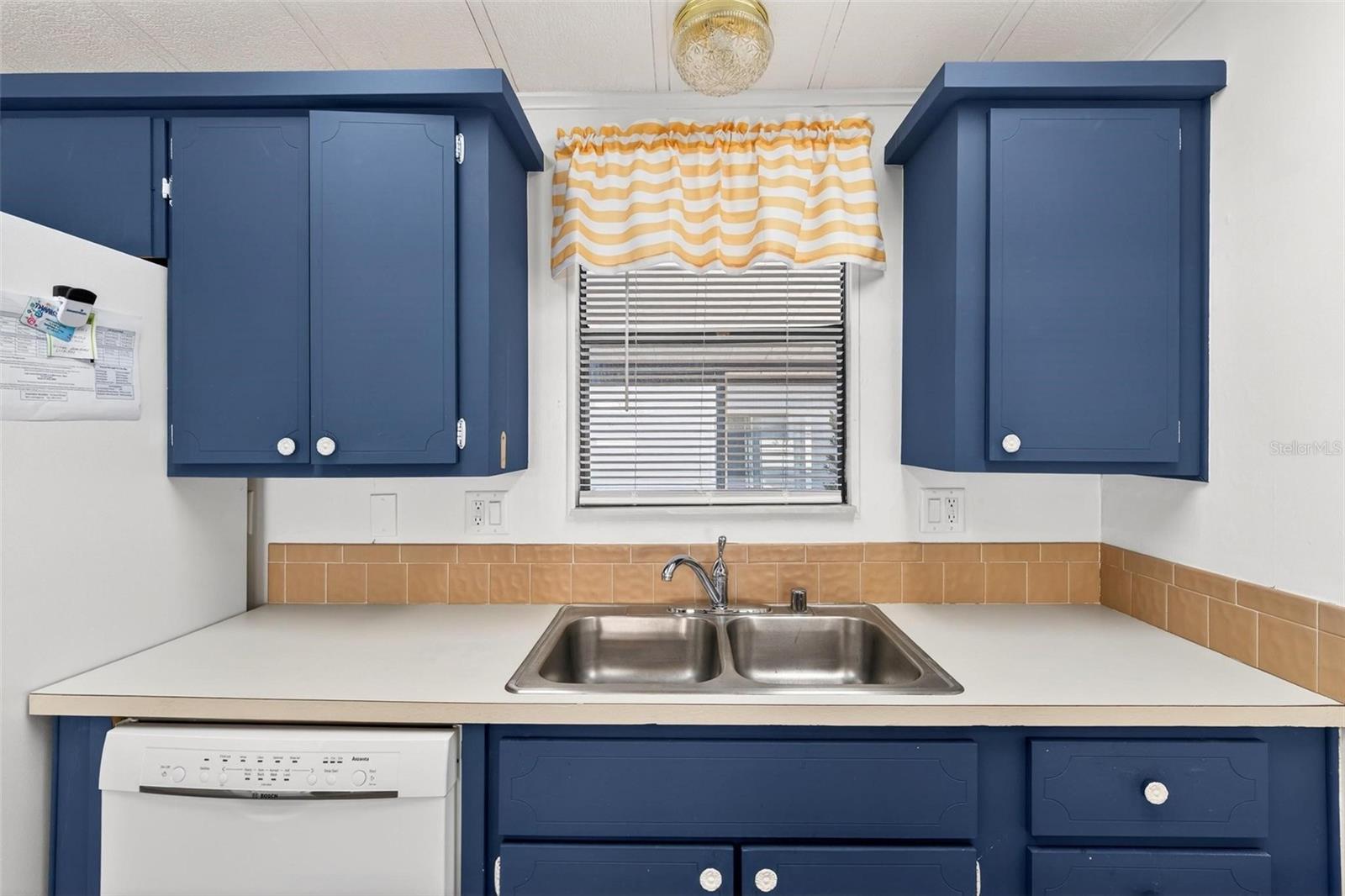 Image 13 of 90 For 1342 Elkhart Circle