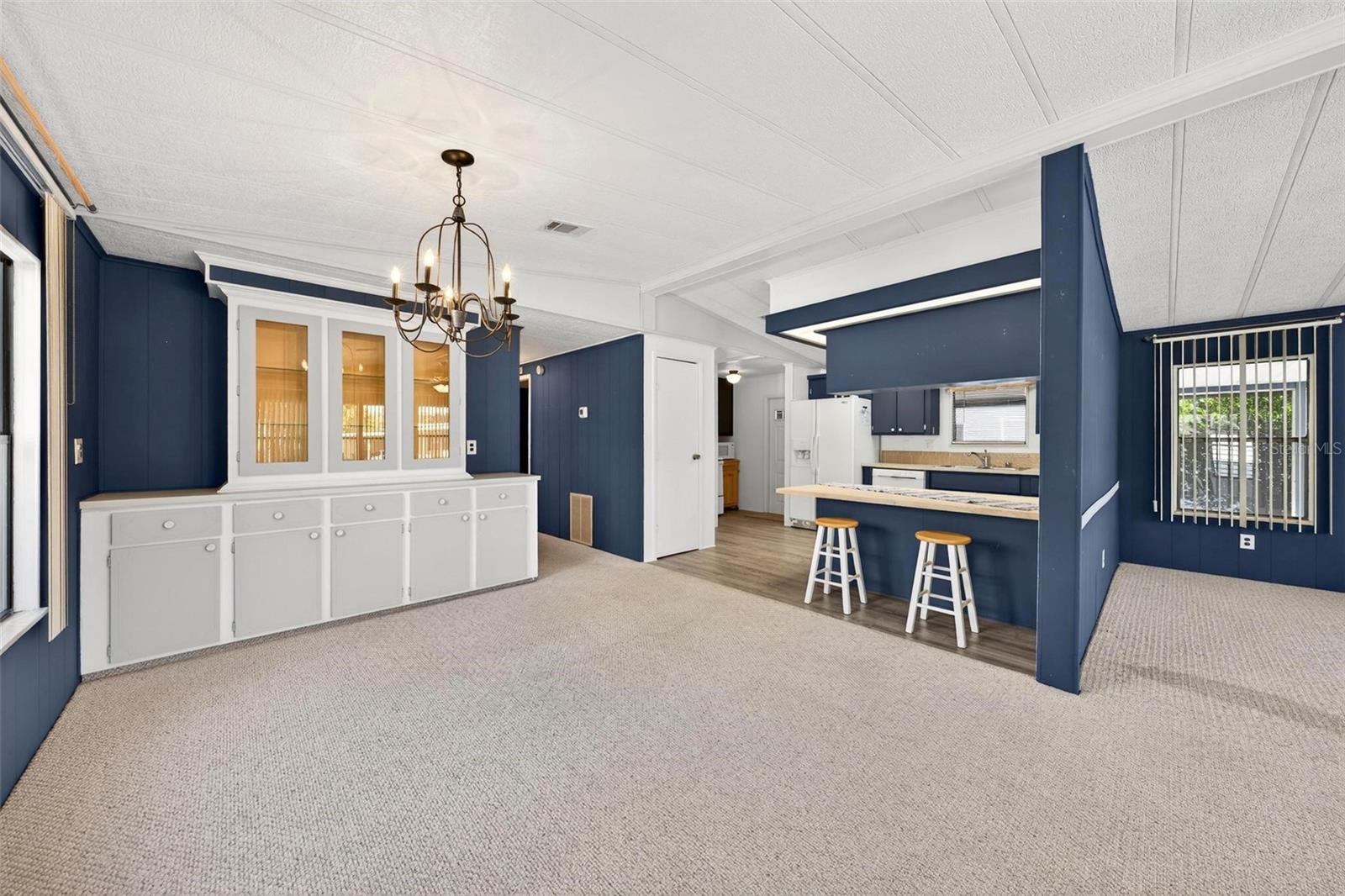 Image 22 of 90 For 1342 Elkhart Circle