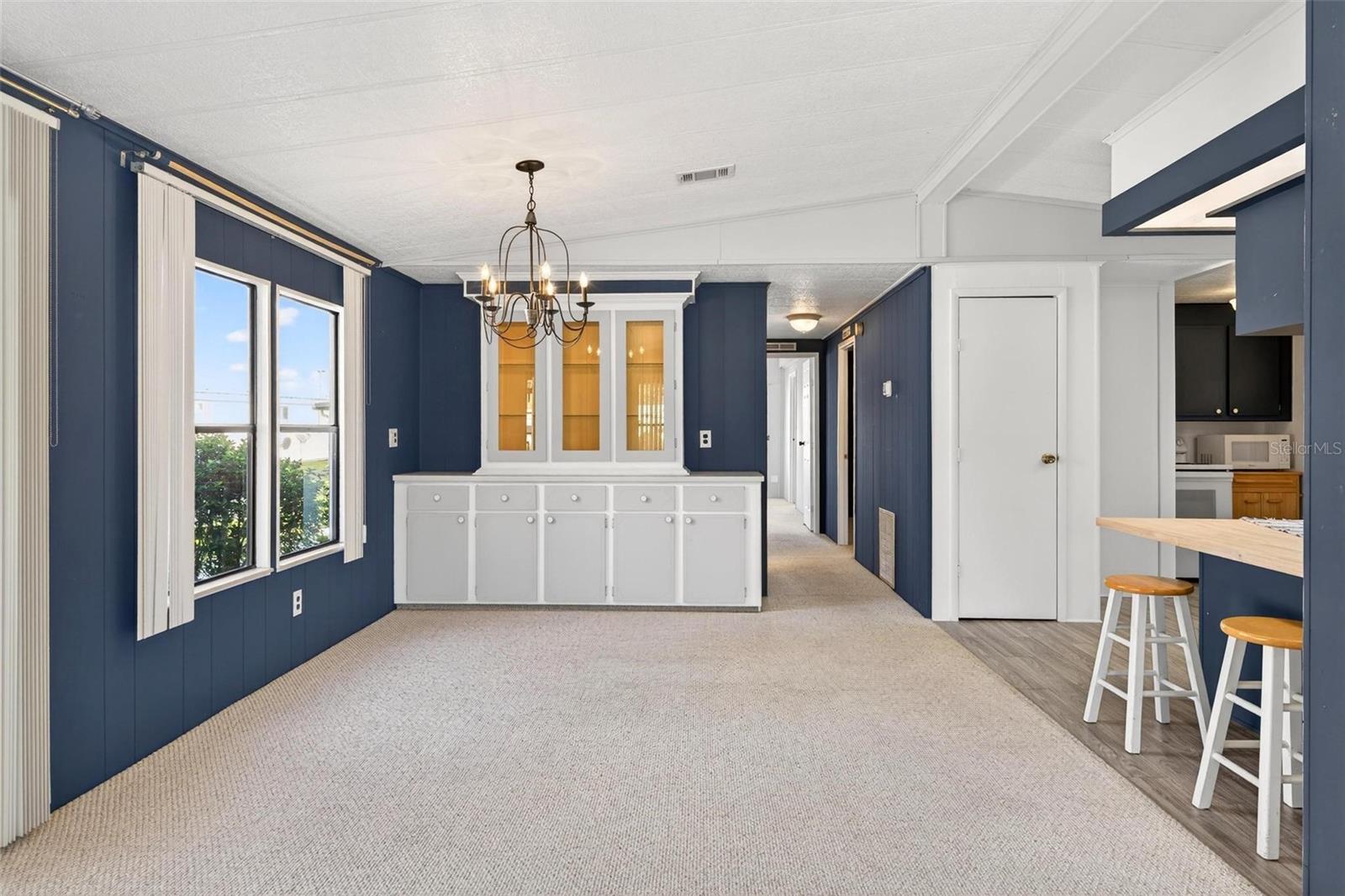 Image 24 of 90 For 1342 Elkhart Circle