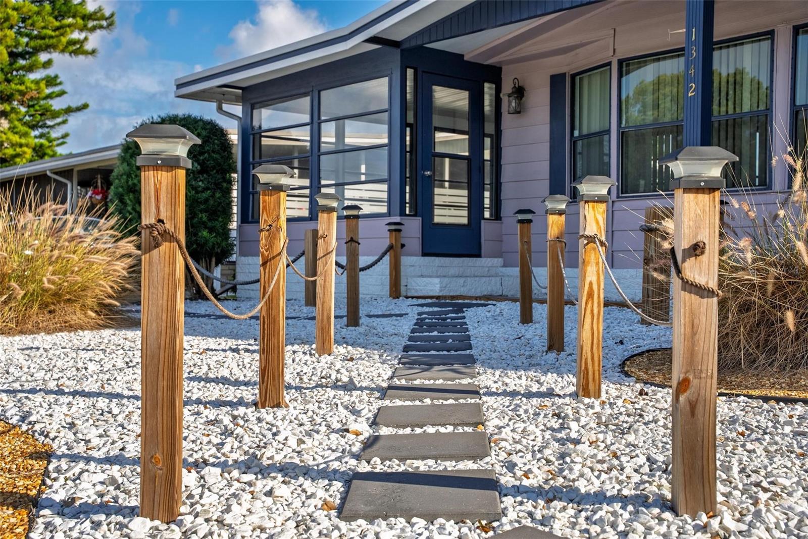 Image 3 of 90 For 1342 Elkhart Circle