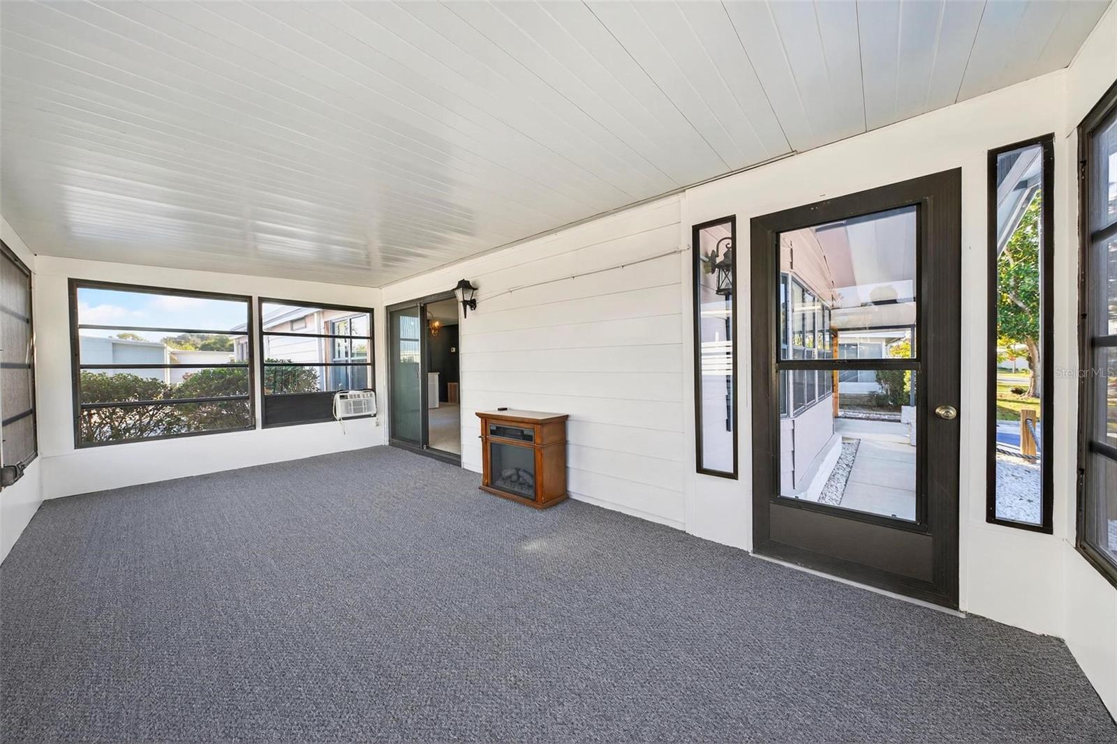 Image 39 of 90 For 1342 Elkhart Circle