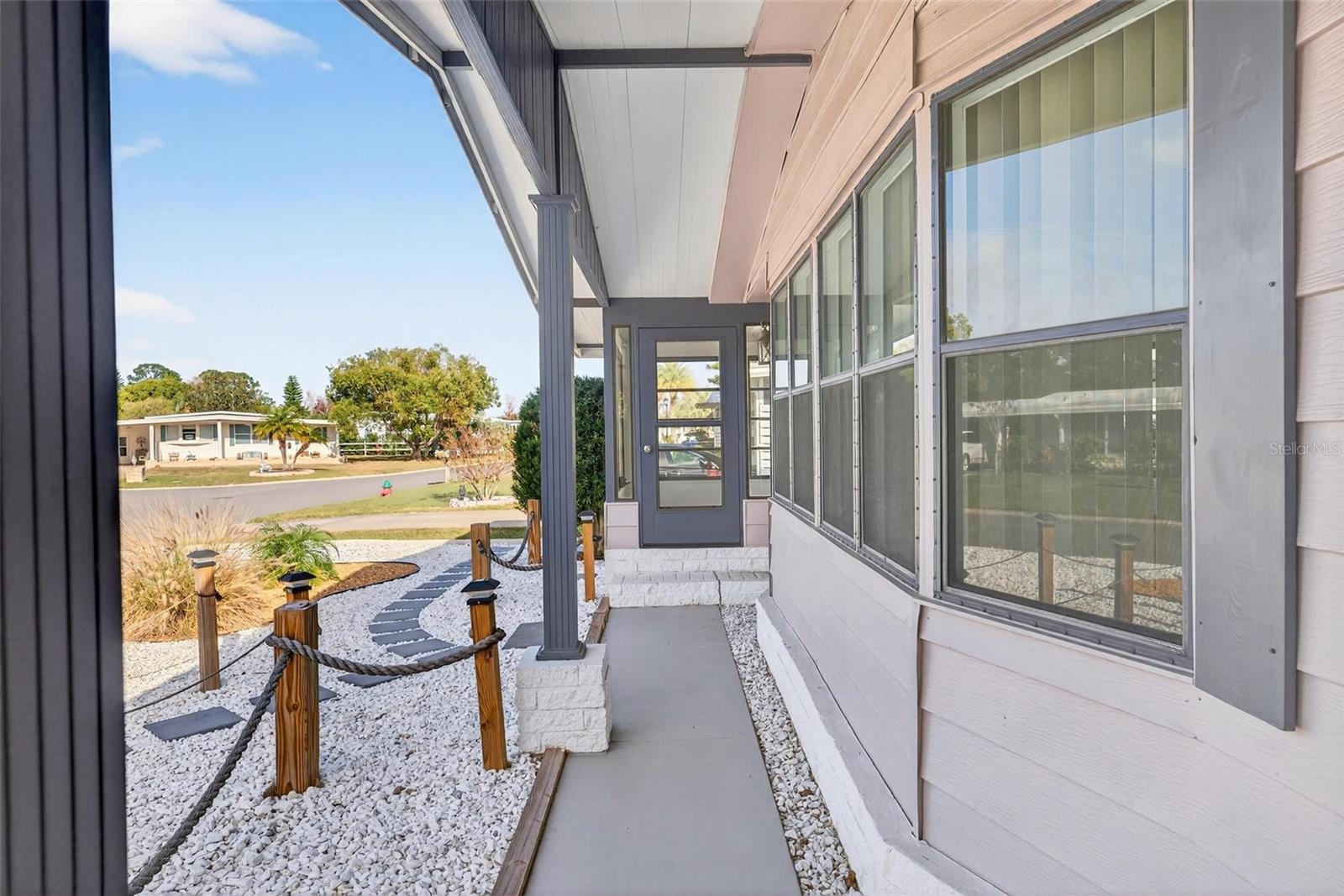 Image 4 of 90 For 1342 Elkhart Circle