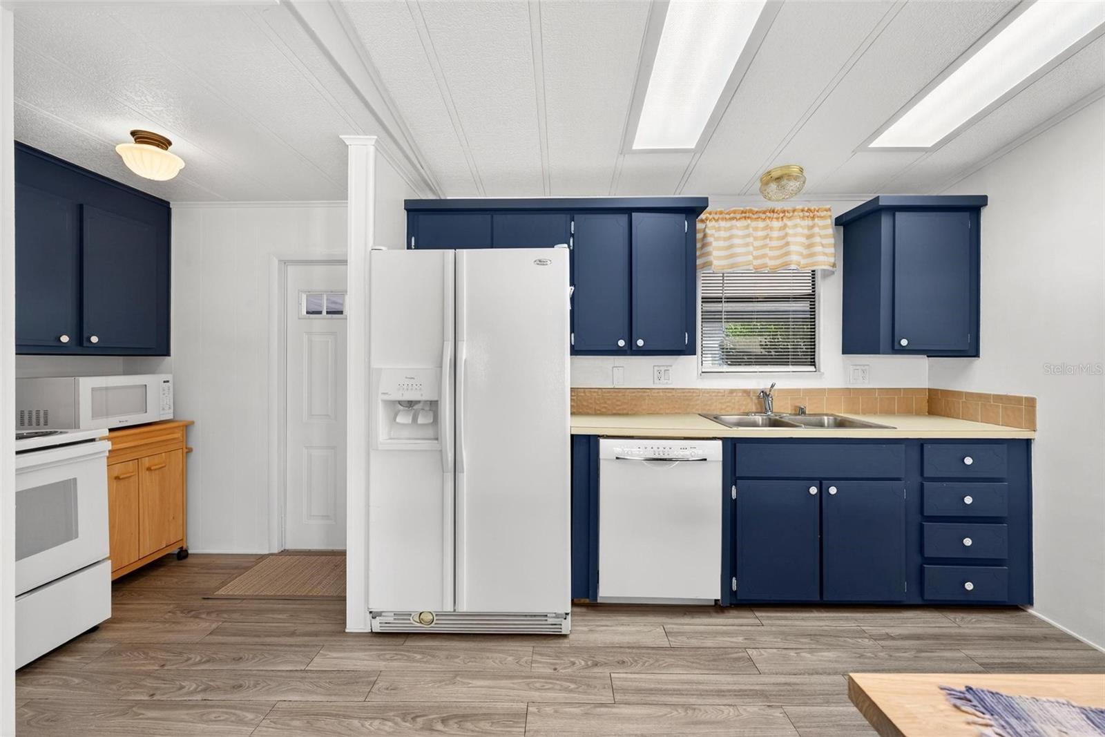 Image 9 of 90 For 1342 Elkhart Circle