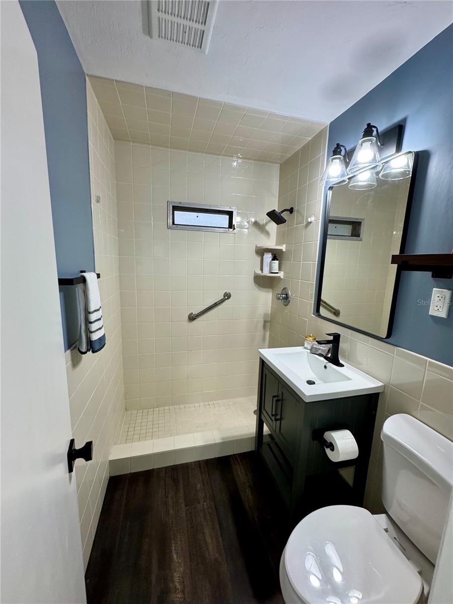 Image 28 of 43 For 2801 28th Road