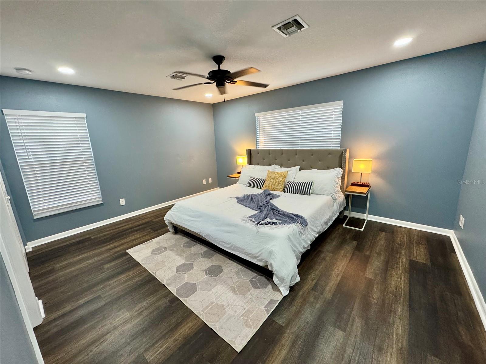 Image 4 of 43 For 2801 28th Road