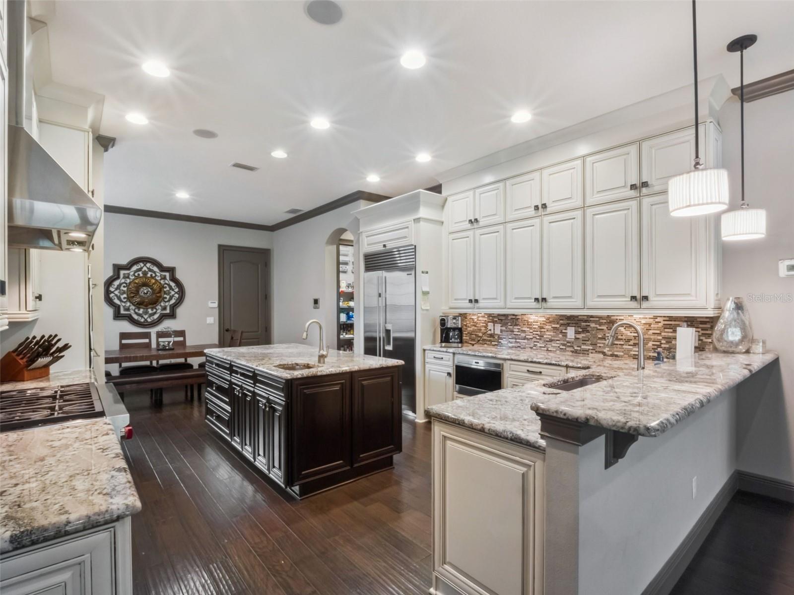 Image 10 of 40 For 7428 Bella Foresta Place