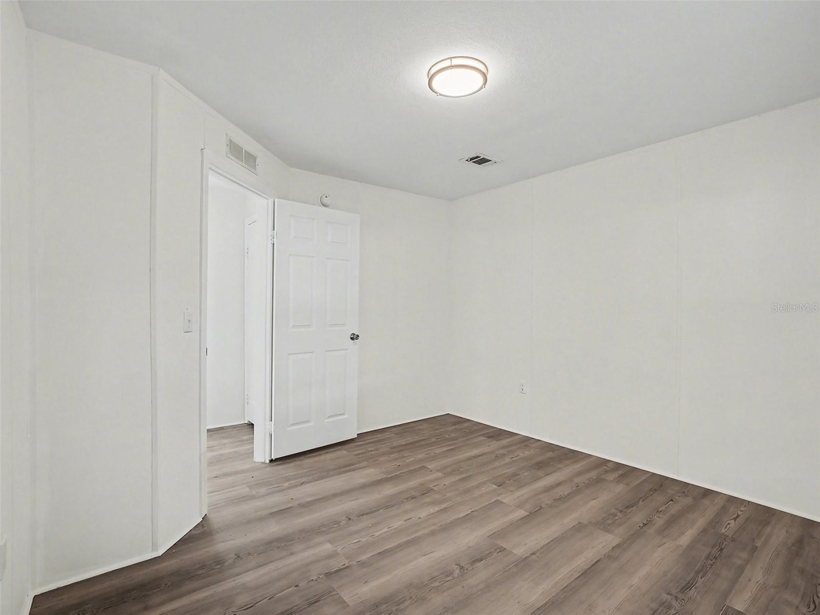 Image 18 of 25 For 4315 Spartan Drive