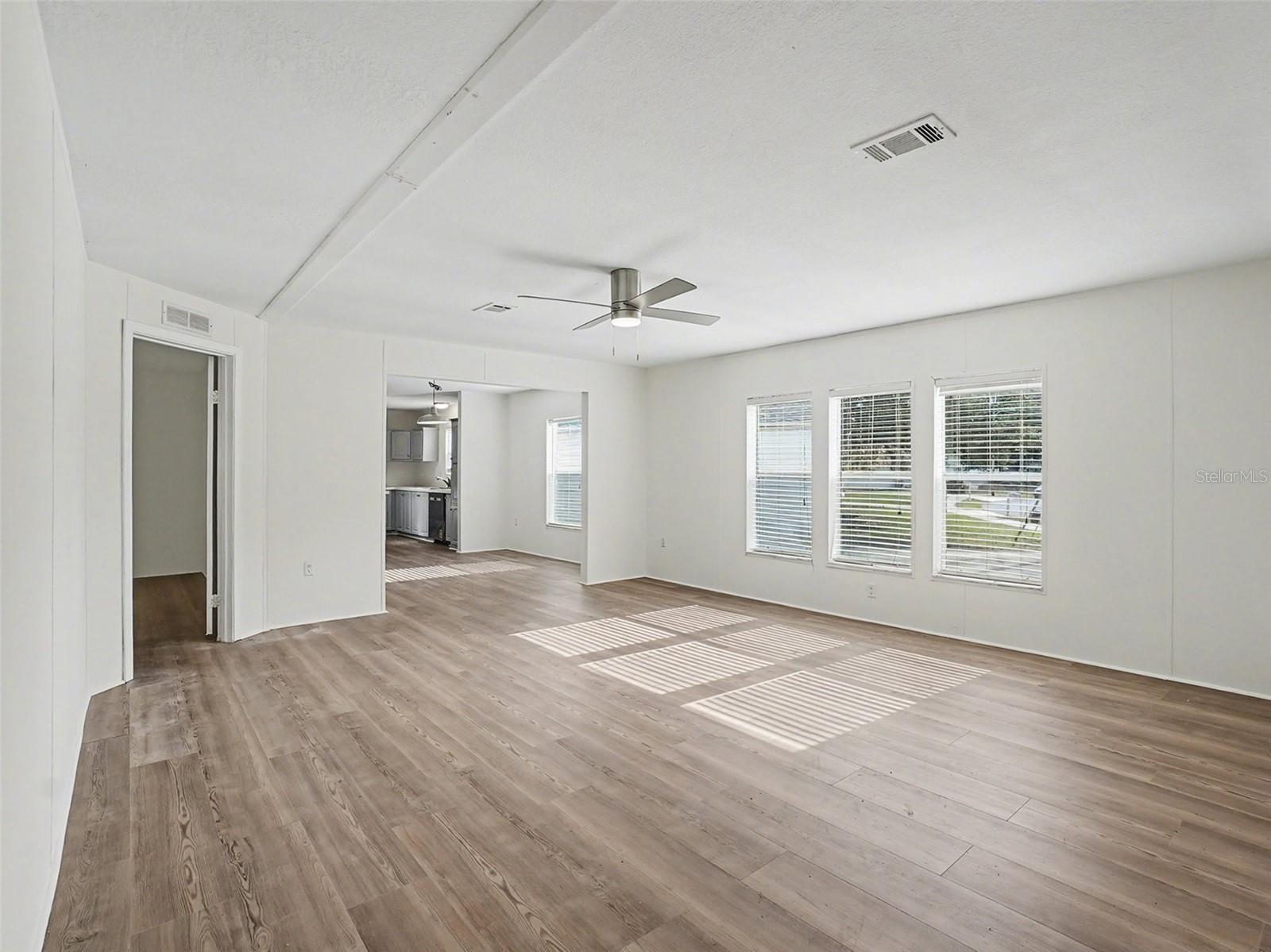 Image 4 of 25 For 4315 Spartan Drive