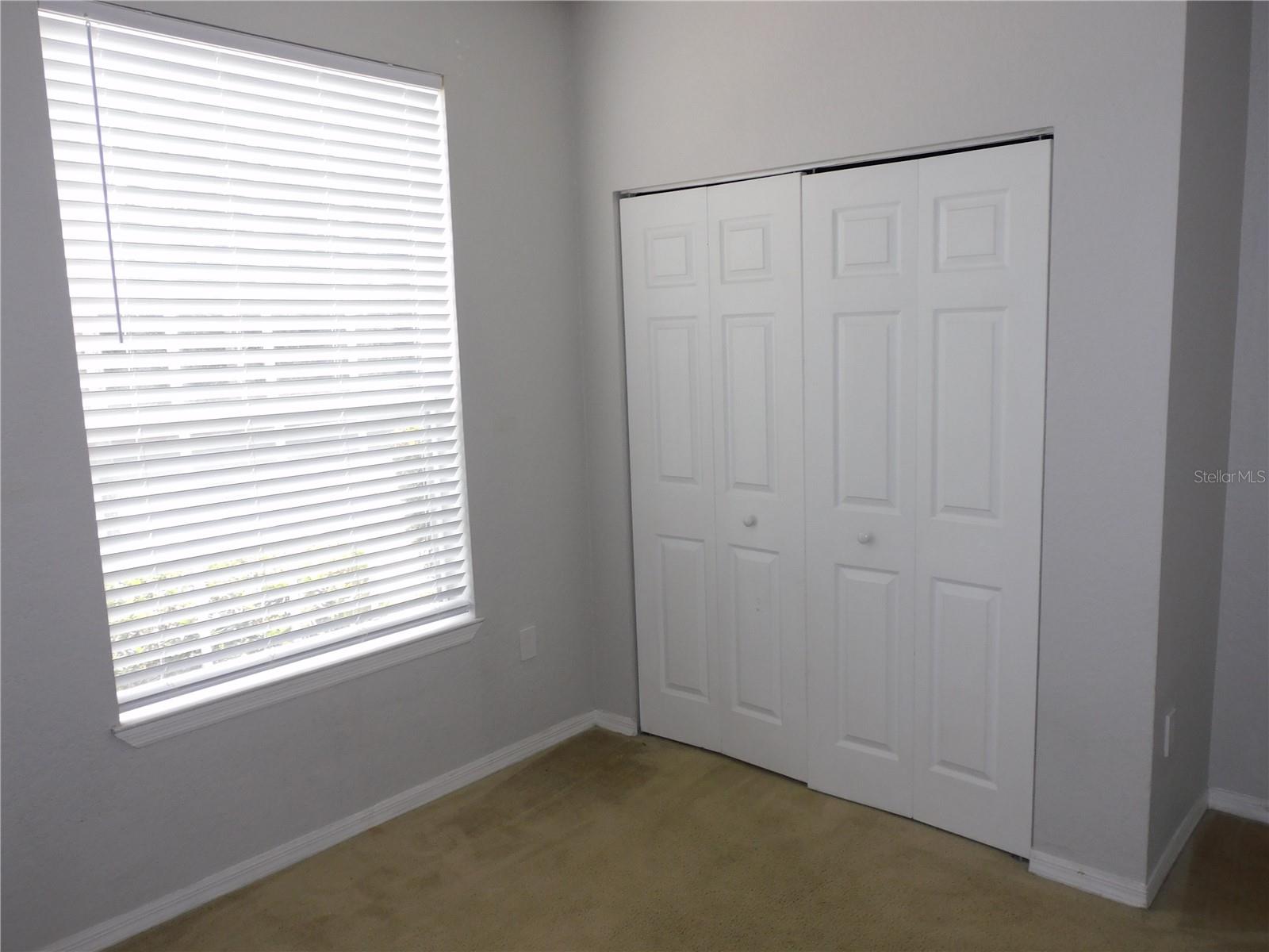 Image 23 of 29 For 824 Grand Regency Point 102