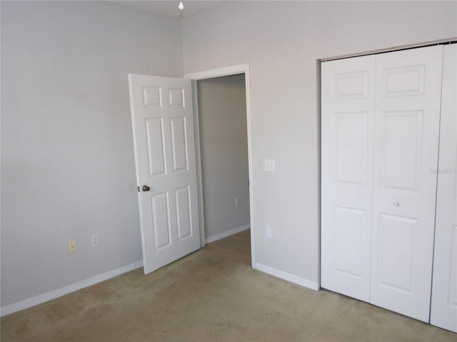 Image 29 of 29 For 824 Grand Regency Point 102